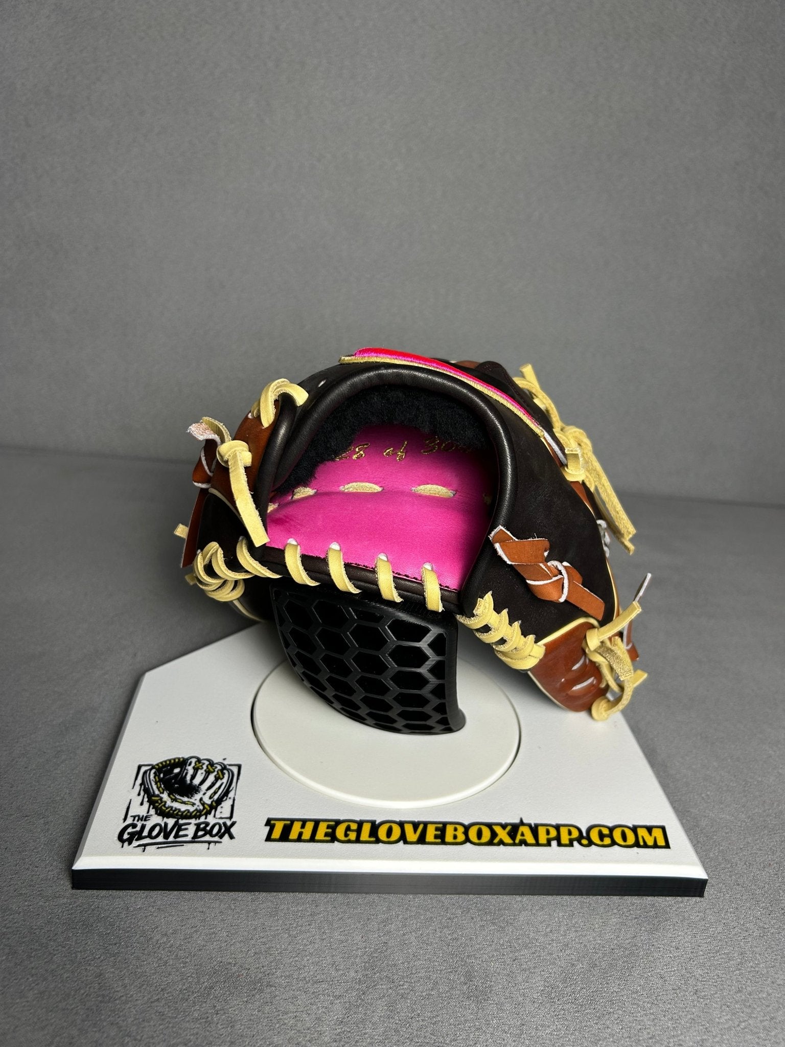 2025 Nike Sha/Do Elite J - The Glove Box