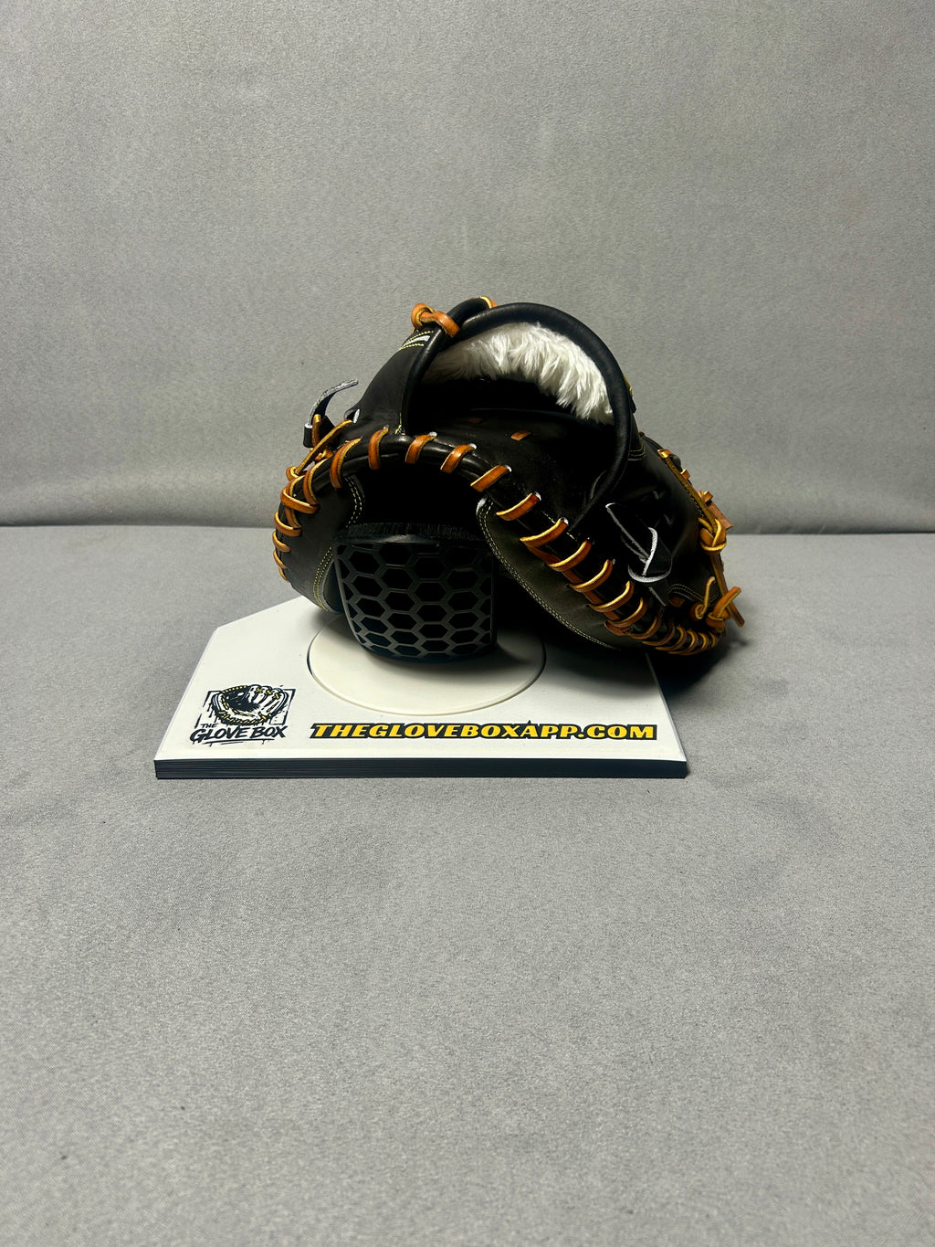 World Pegasus WGK4FM2 Catcher's Mitt