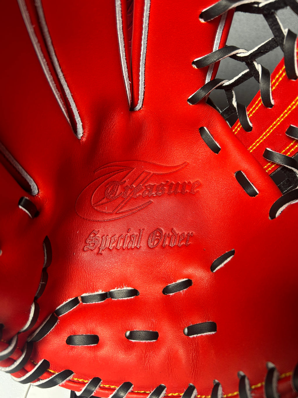 Treasure 13" Model TR-GLA Baseball Glove – Left-Hand Throw (Worn on Right Hand)