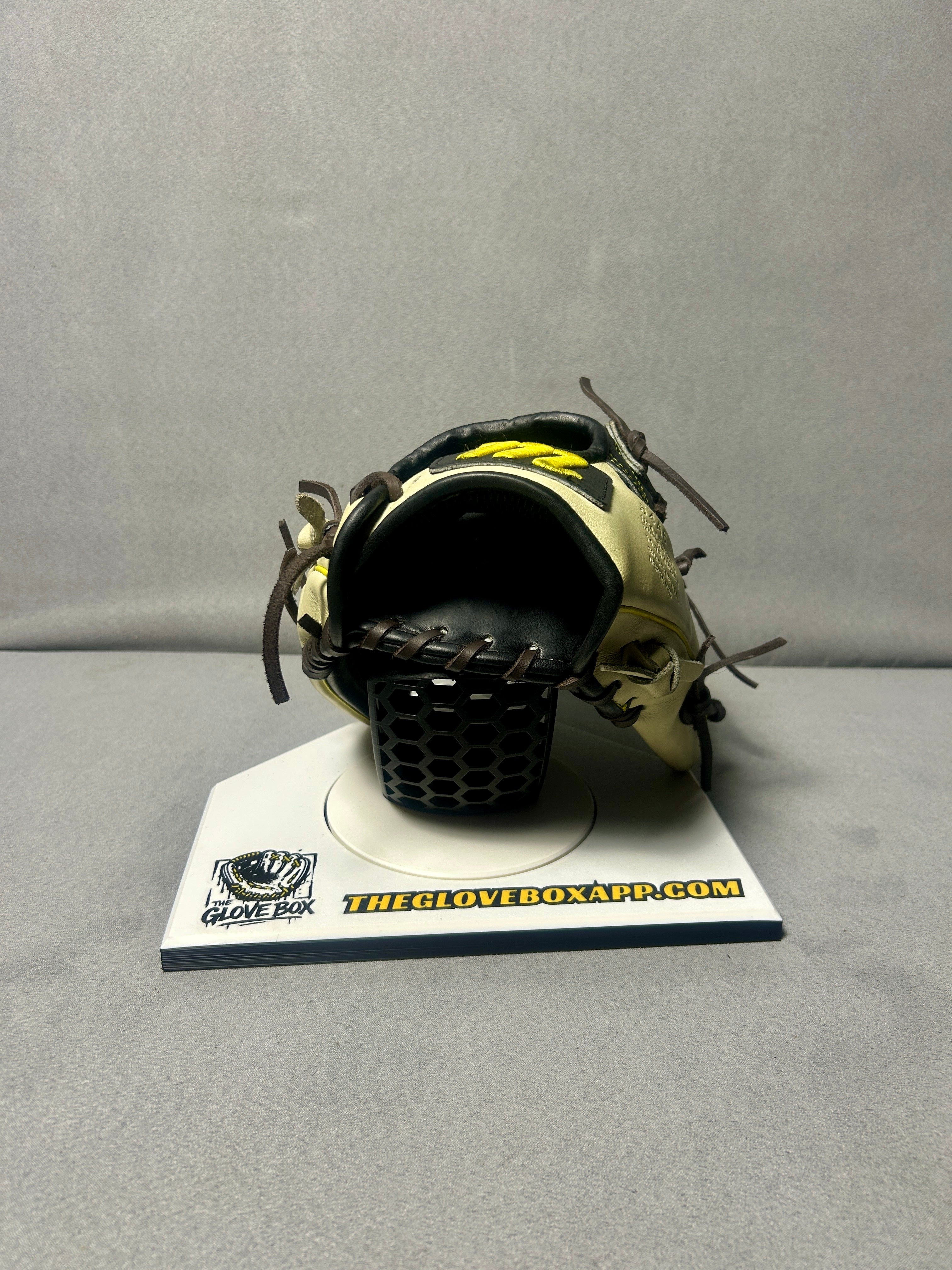 Marucci Cypress 54A6 11.75" Utility Baseball Glove
