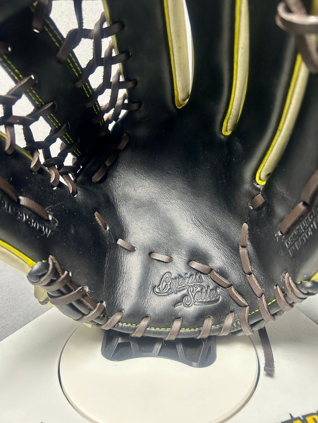 Marucci Cypress 54A6 11.75" Utility Baseball Glove