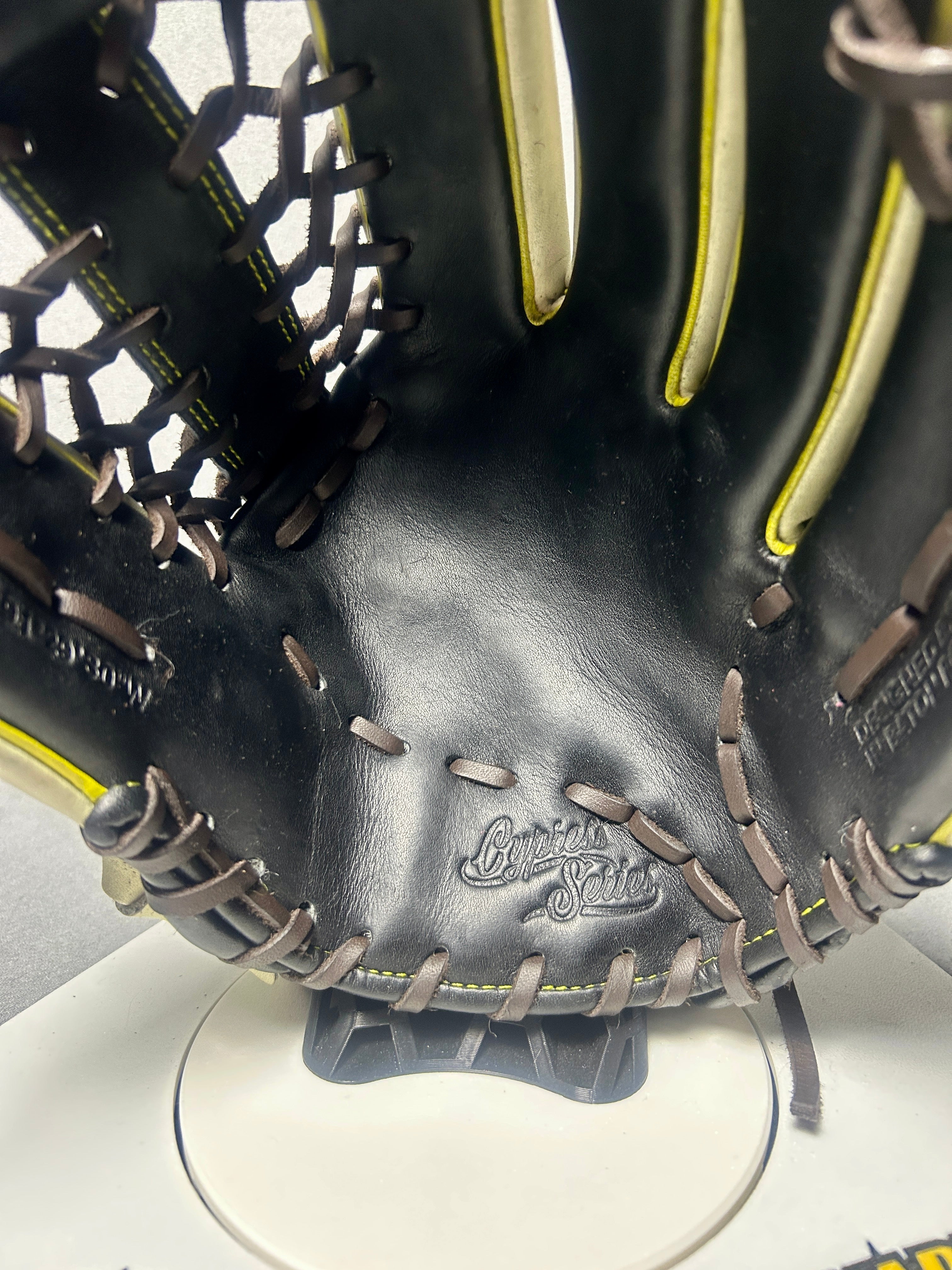 Marucci Cypress 54A6 11.75" Utility Baseball Glove