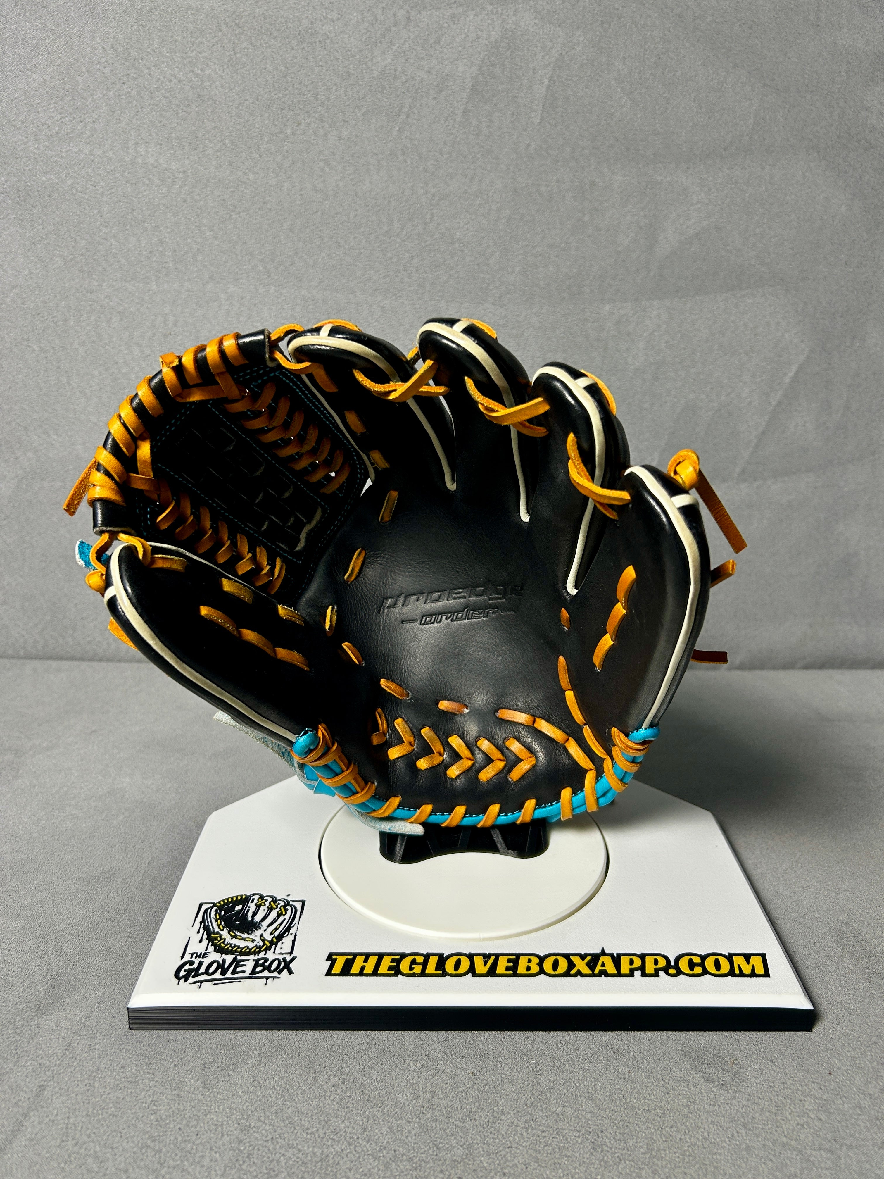 SSK Pro Edge 866 Infield/Pitcher's Glove — 11.5" | Pre-Owned Excellent Condition