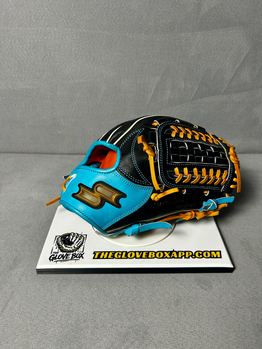 SSK Pro Edge 866 Infield/Pitcher's Glove — 11.5" | Pre-Owned Excellent Condition