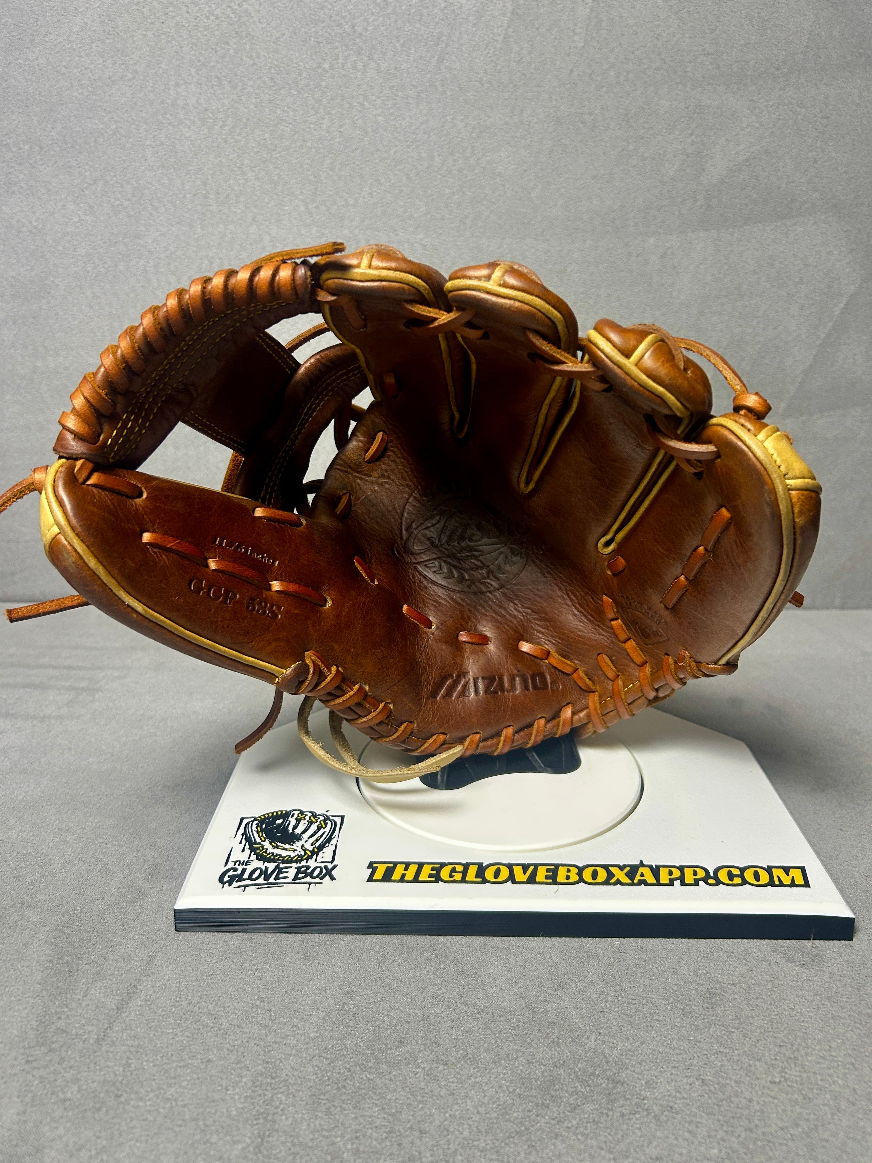 Mizuno Classic Soft Pro GCP53S — 11.75" Infield Glove | Restored