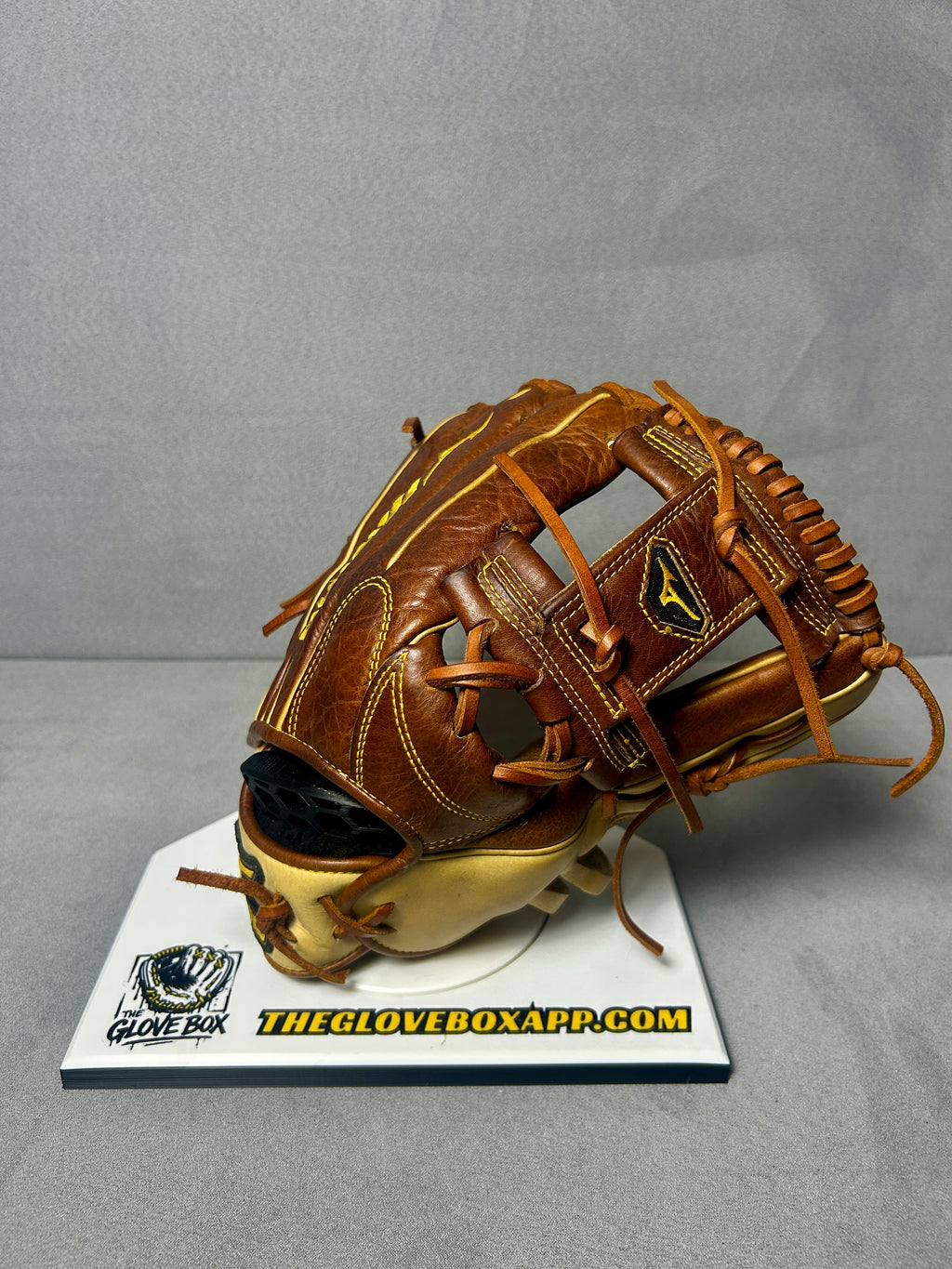 Mizuno Classic Soft Pro GCP53S — 11.75" Infield Glove | Restored