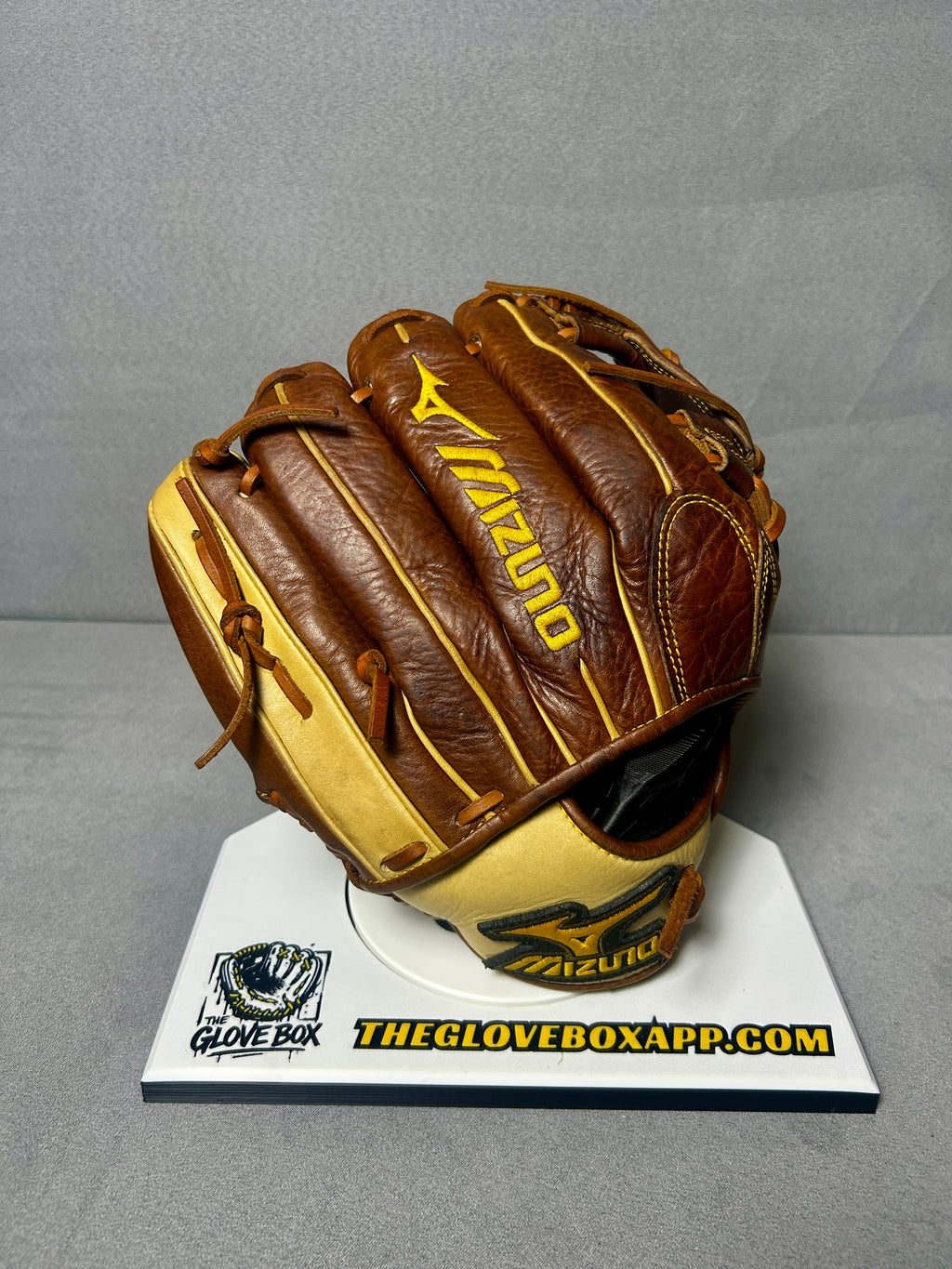 Mizuno Classic Soft Pro GCP53S — 11.75" Infield Glove | Restored