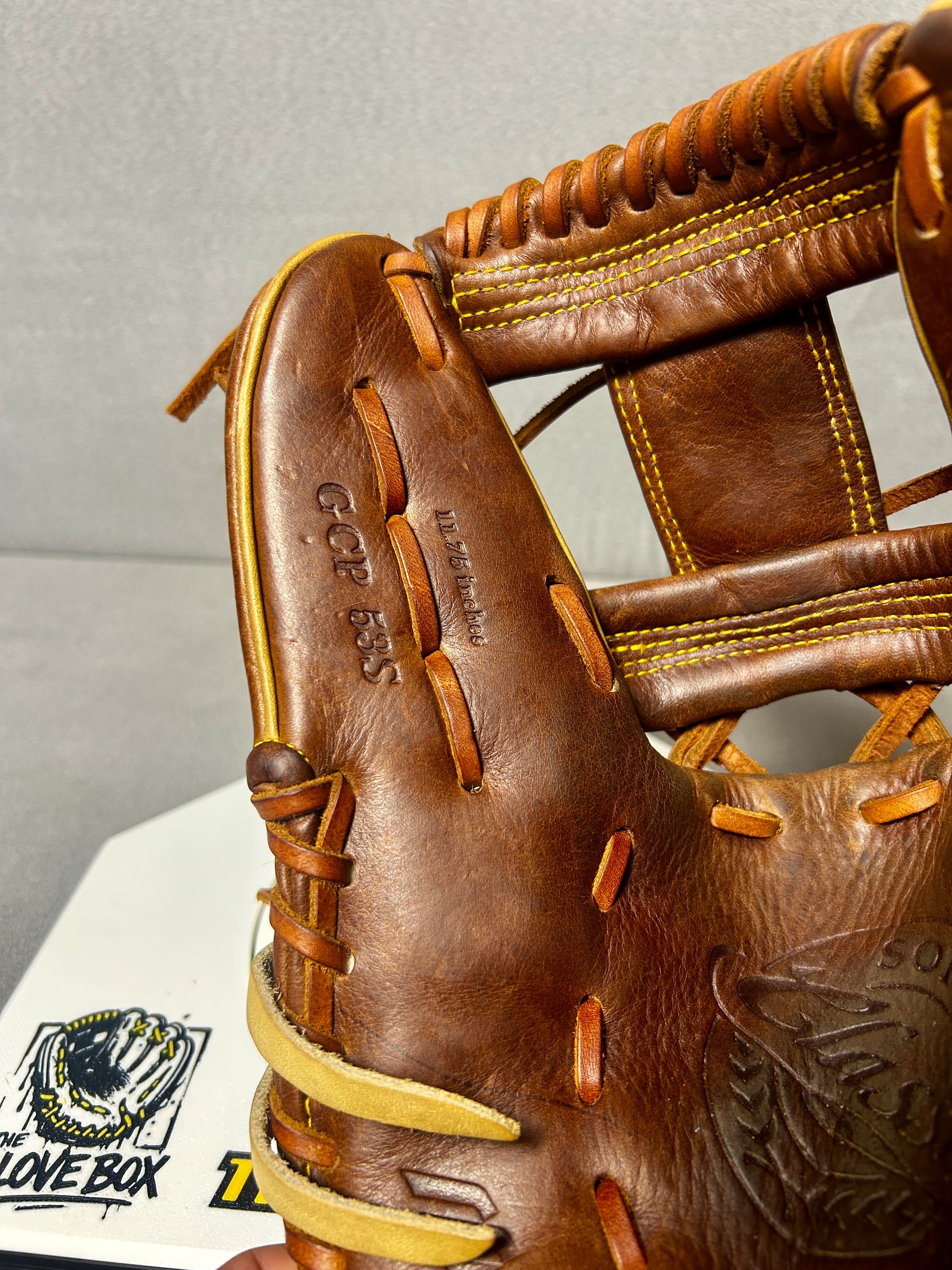 Mizuno Classic Soft Pro GCP53S — 11.75" Infield Glove | Restored