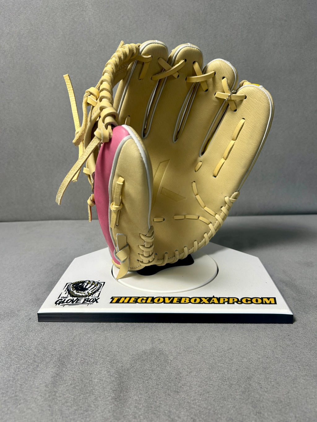 44 Pro Signature X Baseball Glove – 11.5" Wide Heel