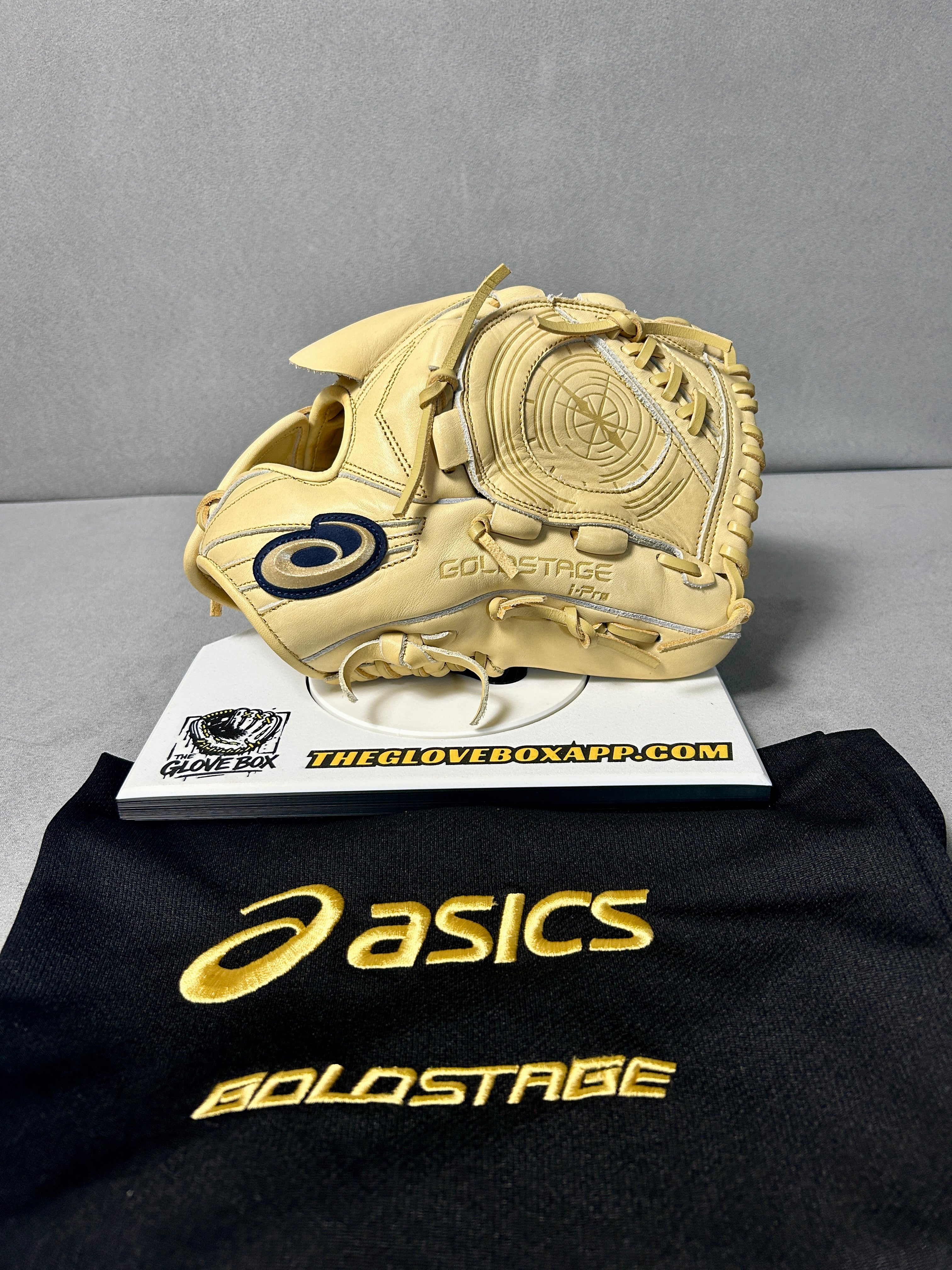Asics Gold Stage i-Pro 3121B139 Pitcher's Baseball Glove