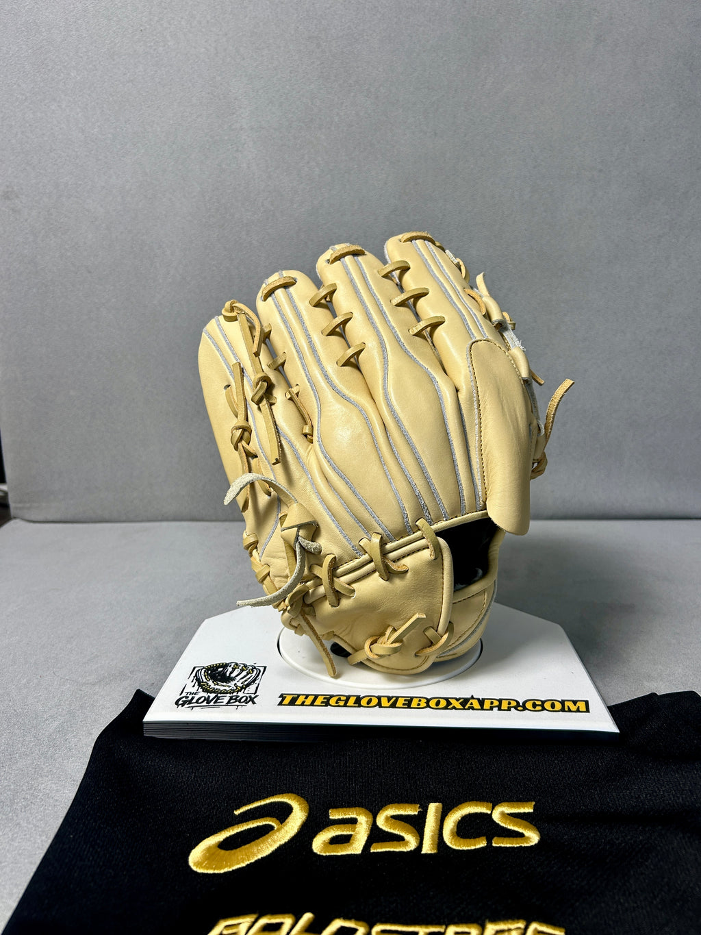 Asics Gold Stage i-Pro 3121B139 Pitcher's Baseball Glove