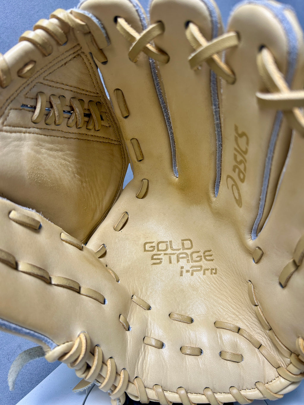 Asics Gold Stage i-Pro 3121B139 Pitcher's Baseball Glove