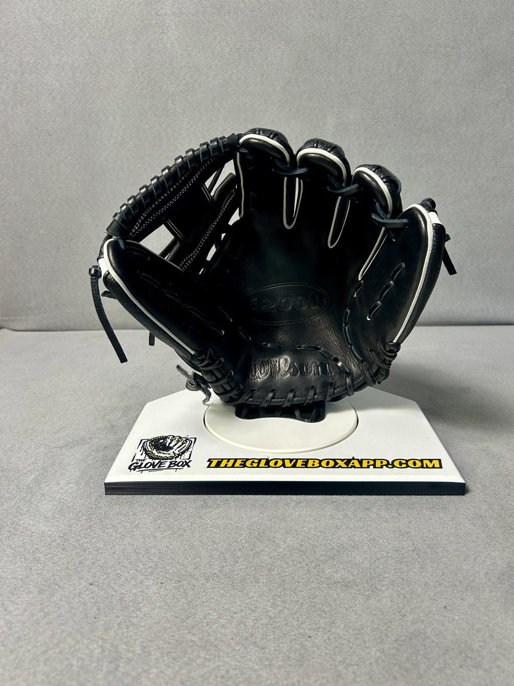 Wilson A2000 1786 11.5" Infield Baseball Glove – Black/White/Yellow