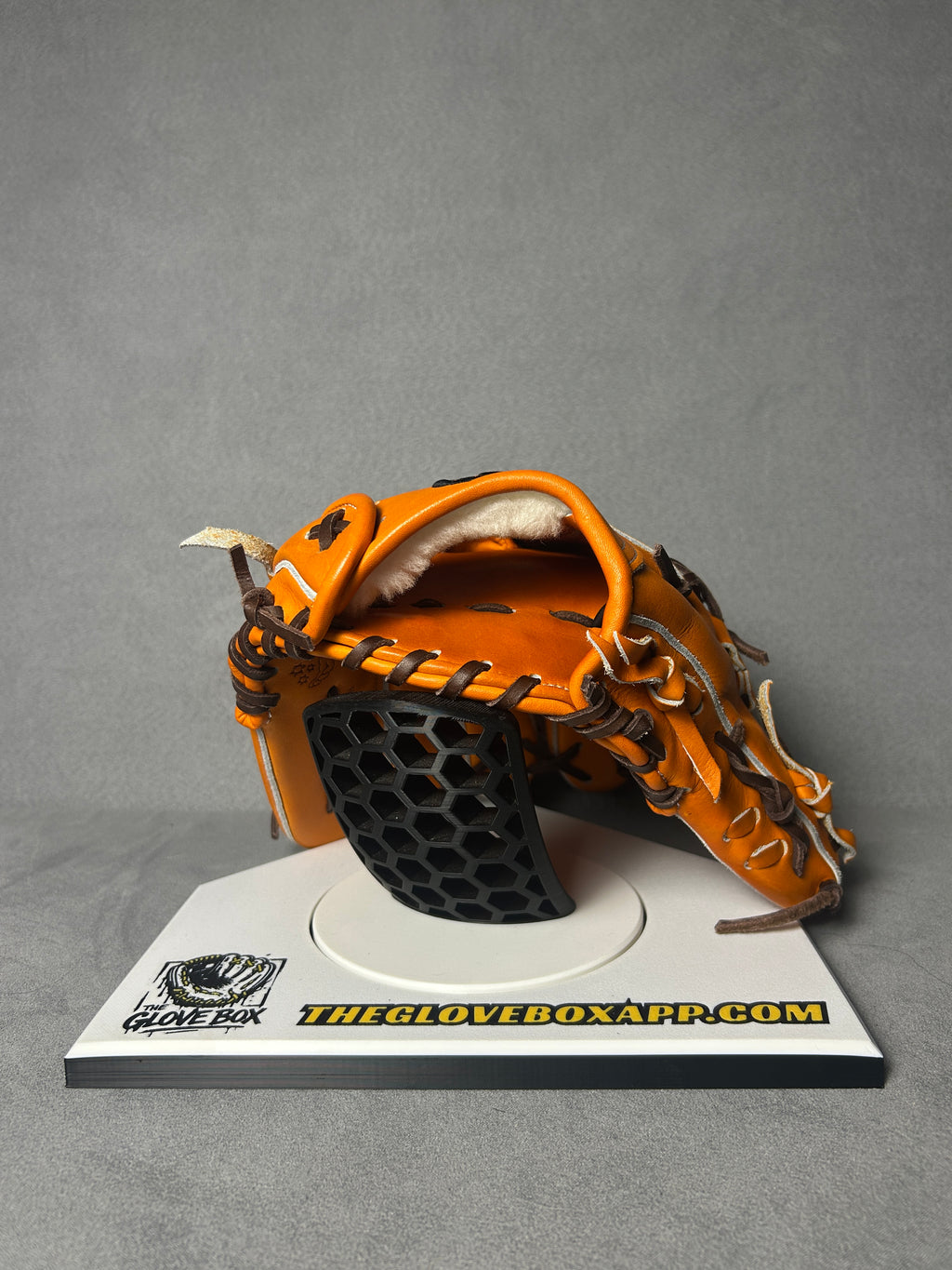 CAWS Infield Glove by Naoto Kamitake – Real Form Shaped, Made in Japan