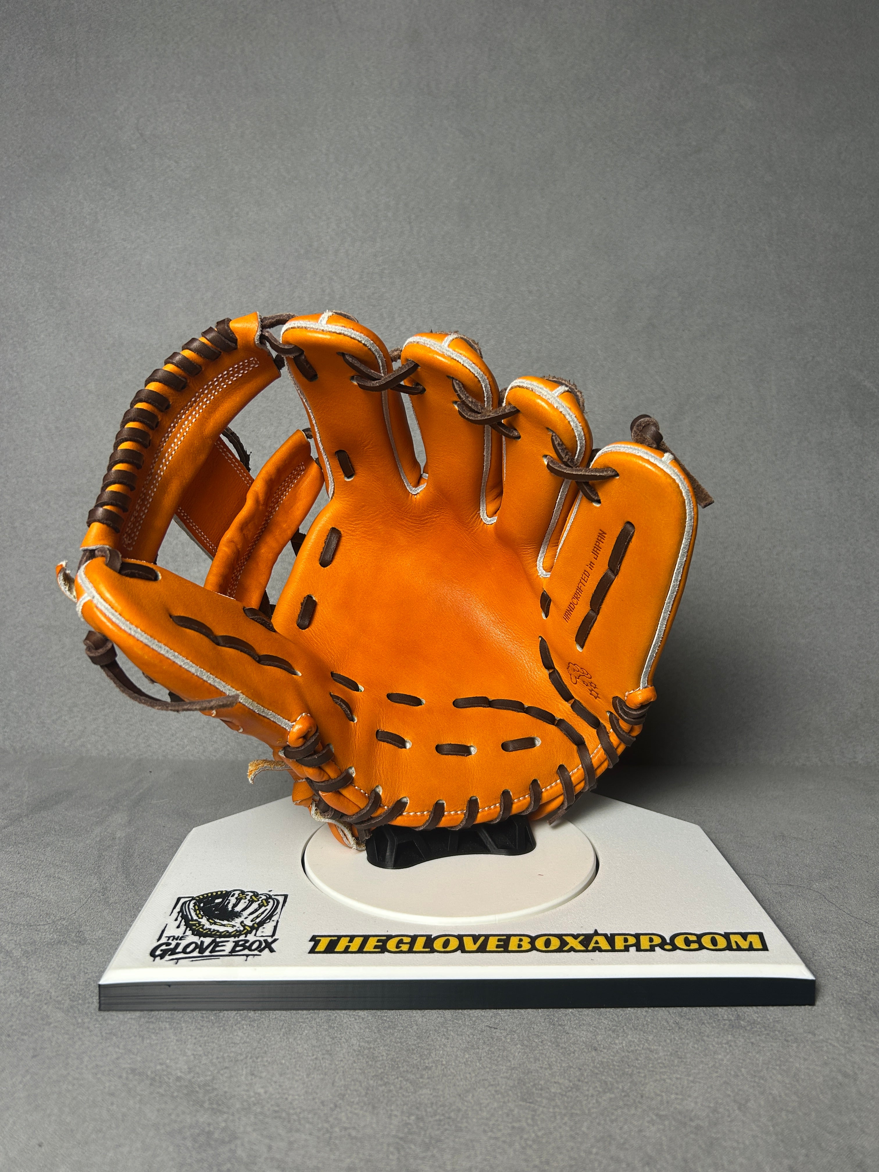 CAWS Infield Glove by Naoto Kamitake – Real Form Shaped, Made in Japan