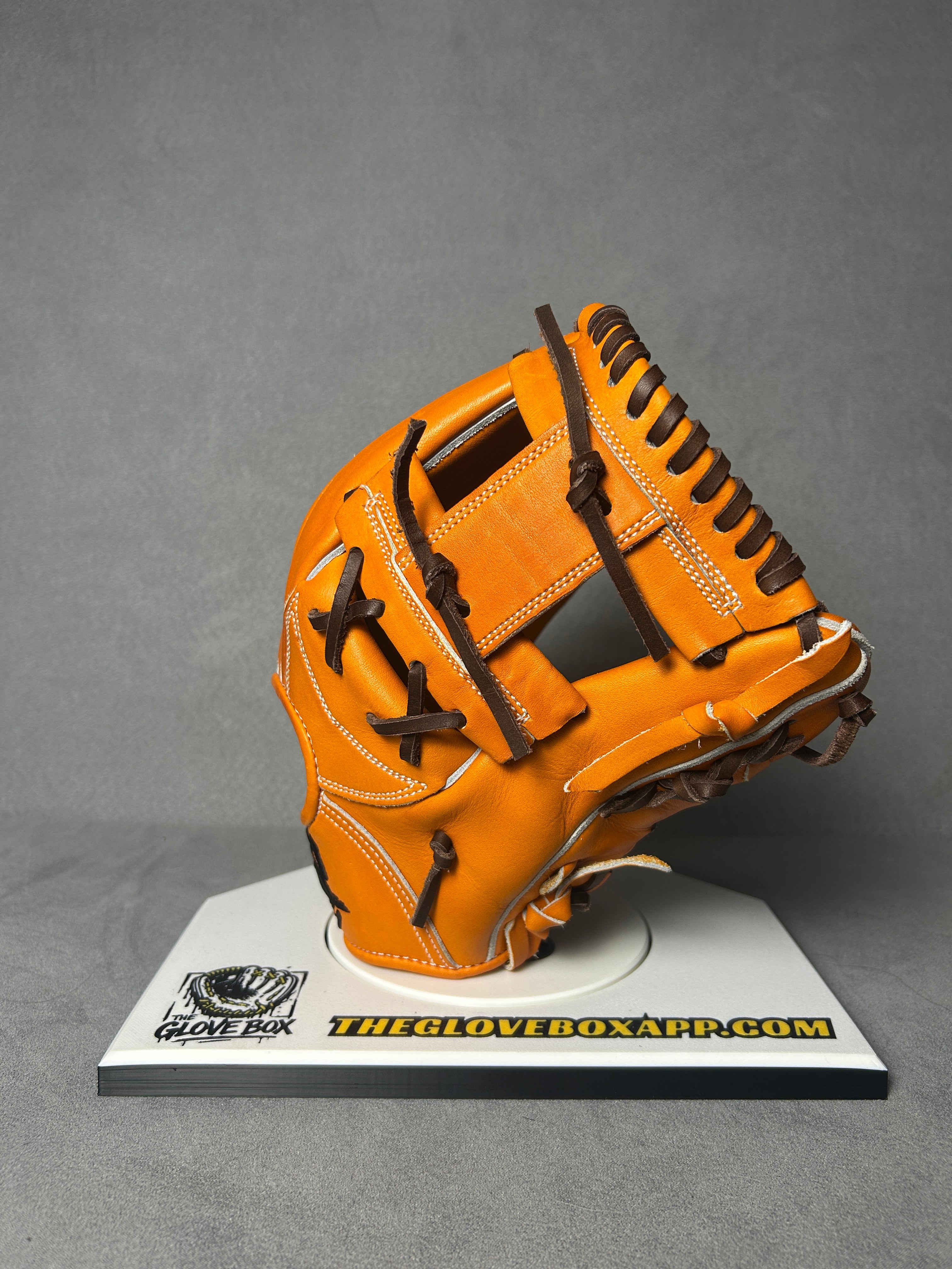 CAWS Infield Glove by Naoto Kamitake – Real Form Shaped, Made in Japan