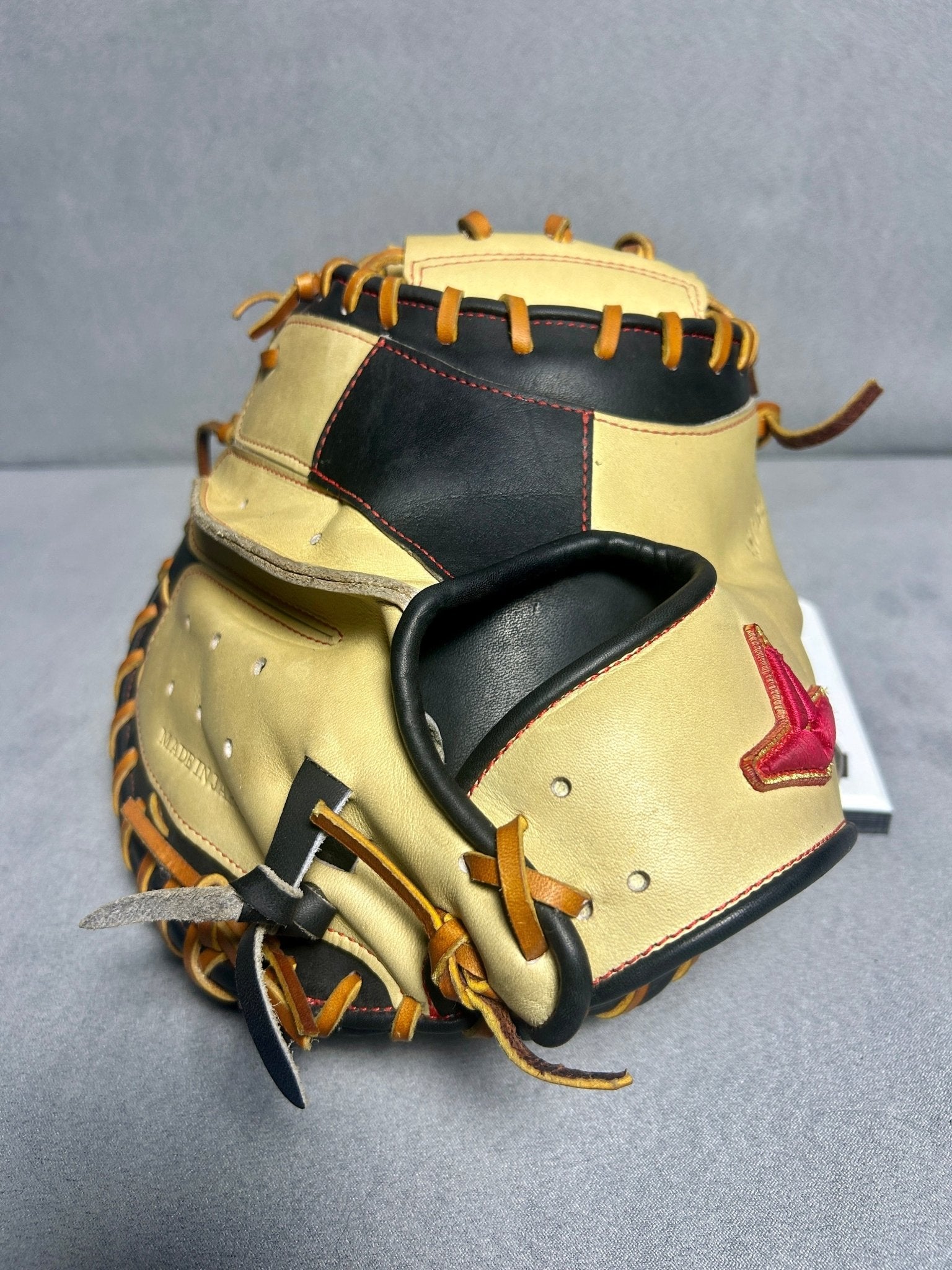 All-Star Japan ASJ-R20 Catcher's Mitt – Made in Japan - The Glove Box