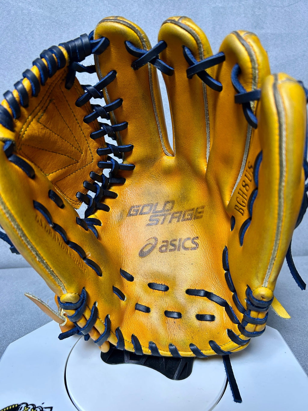 Asics BGH8US — Japan-Made Infielder's Glove with Unique Web (Pre-Owned, Reconditioned) - The Glove Box
