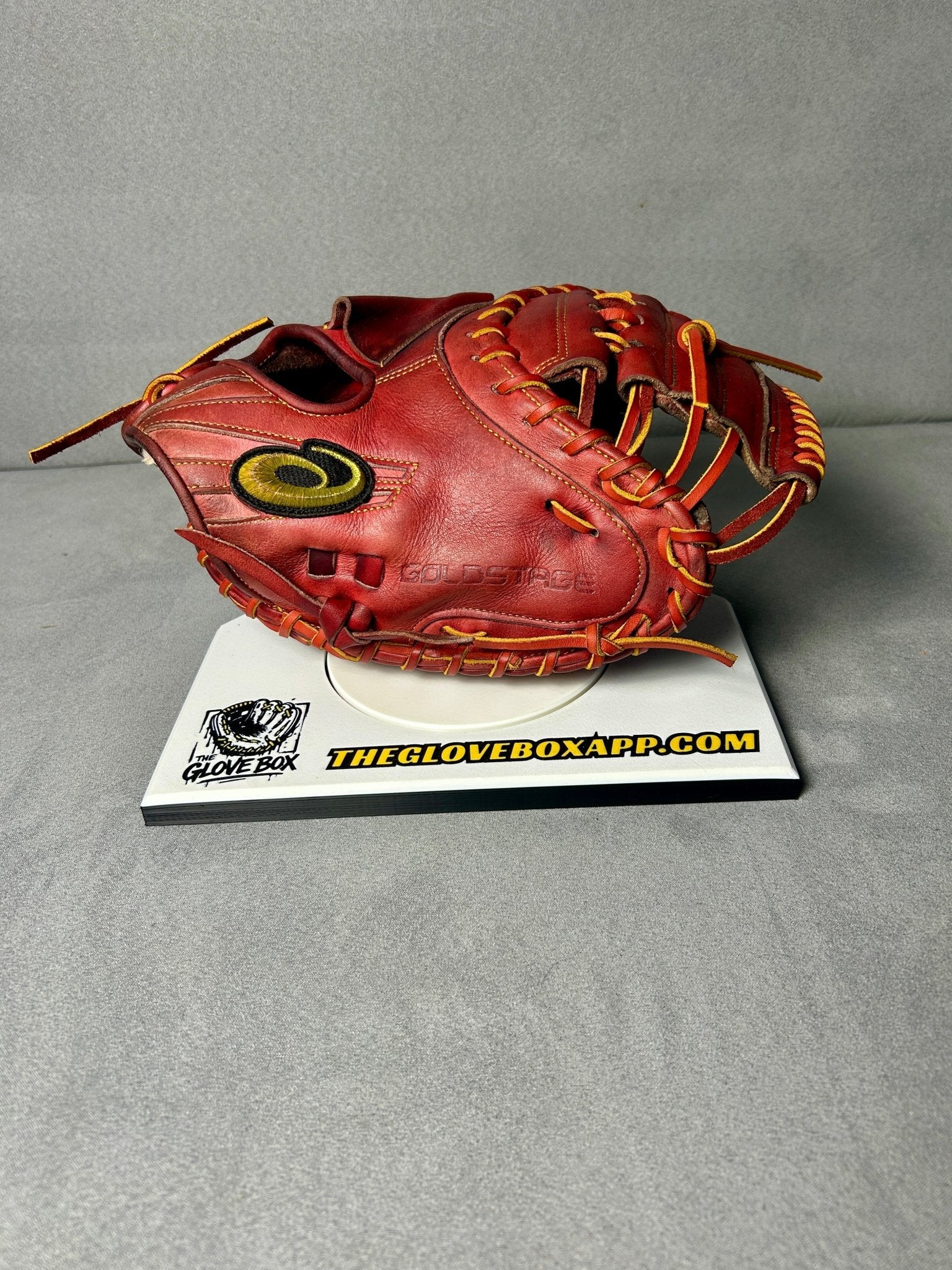 Asics Gold Stage Catcher's Mitt | 3121A673 | 33.5" | Pre-Owned | Made in Japan - The Glove Box