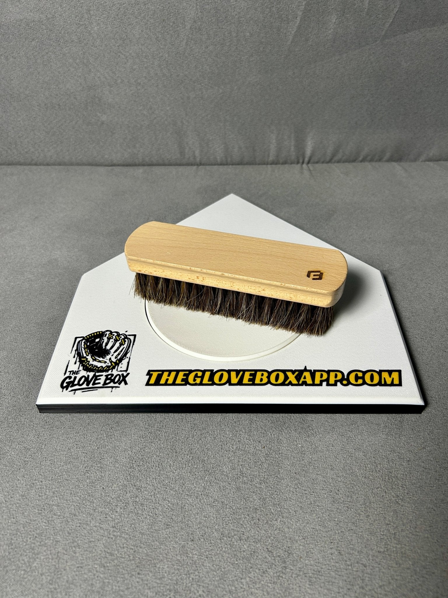 Fortune Field Horse Brush - The Glove Box
