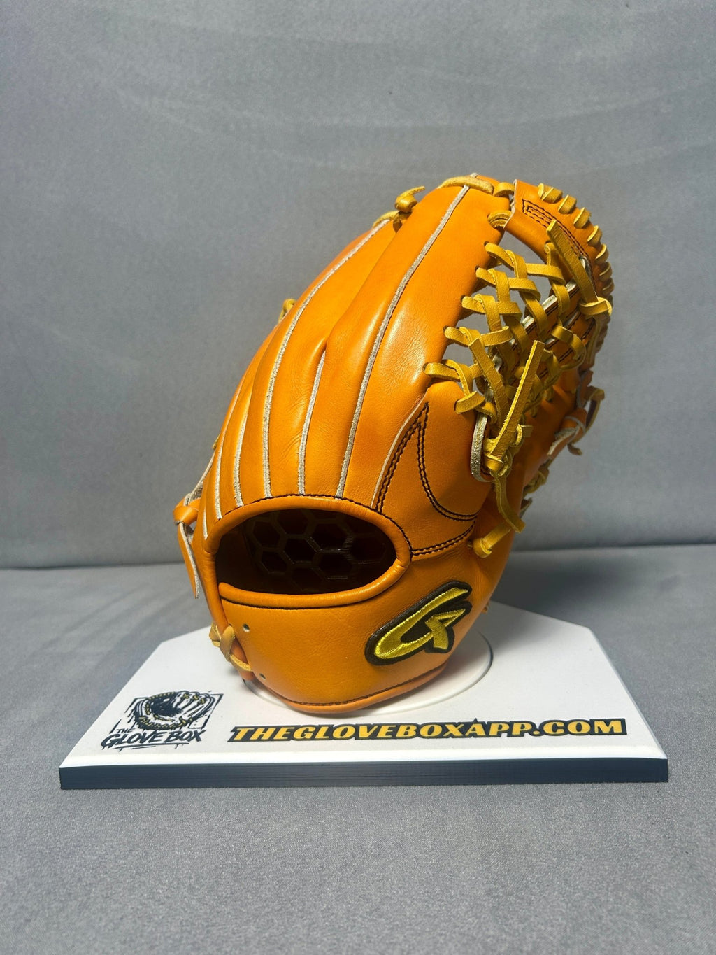Grow GR-I-01 Infielder's Glove | 11.25" | RHT | Pre-Owned | Made in Japan - The Glove Box
