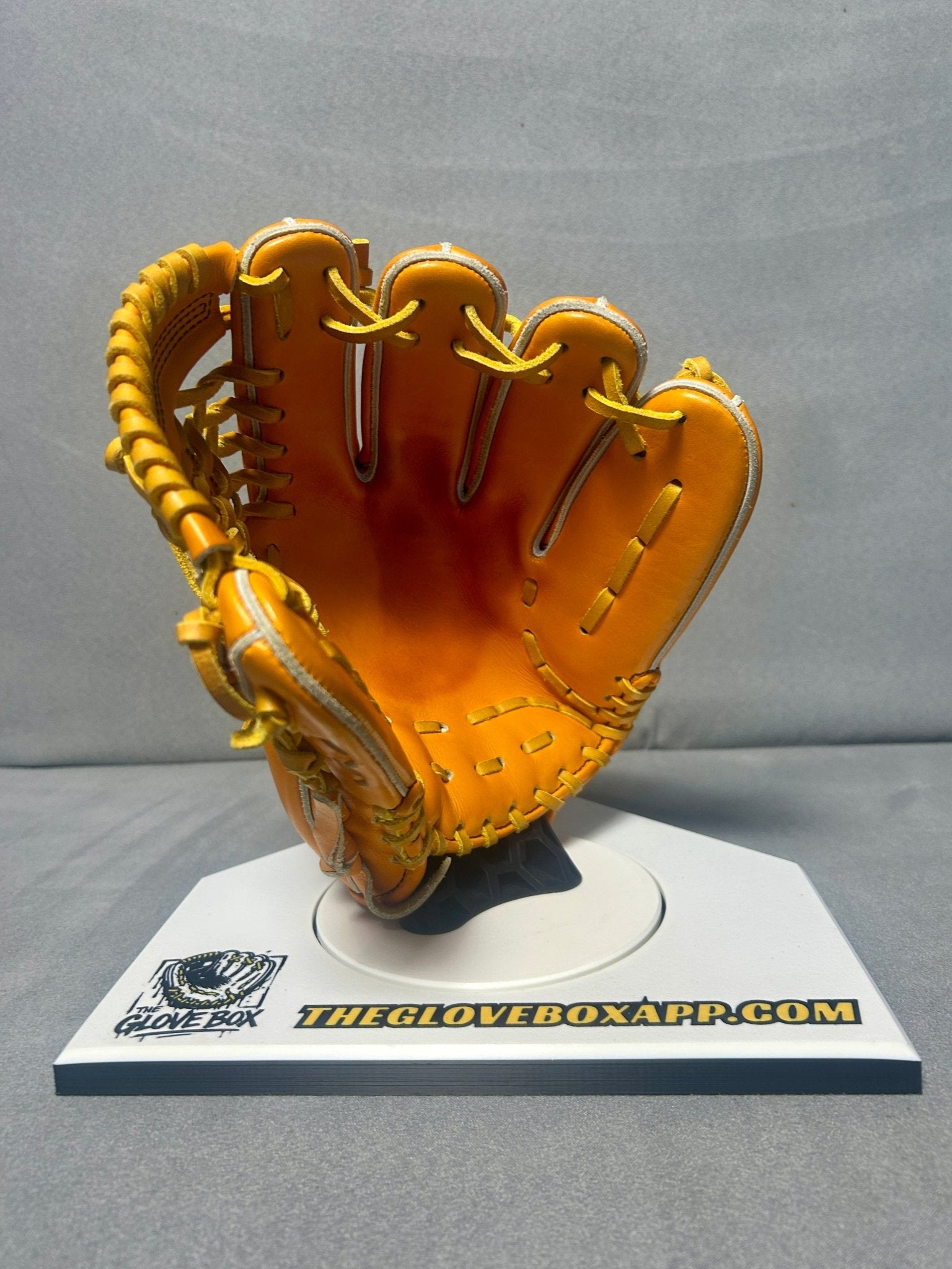 Grow GR-I-01 Infielder's Glove | 11.25" | RHT | Pre-Owned | Made in Japan - The Glove Box