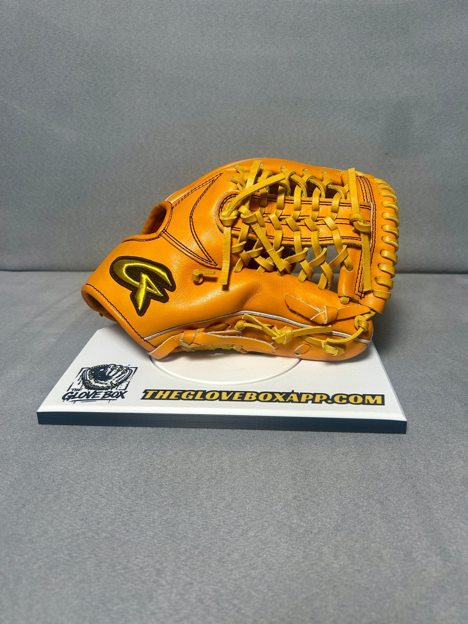 Grow GR-I-01 Infielder's Glove | 11.25" | RHT | Pre-Owned | Made in Japan - The Glove Box