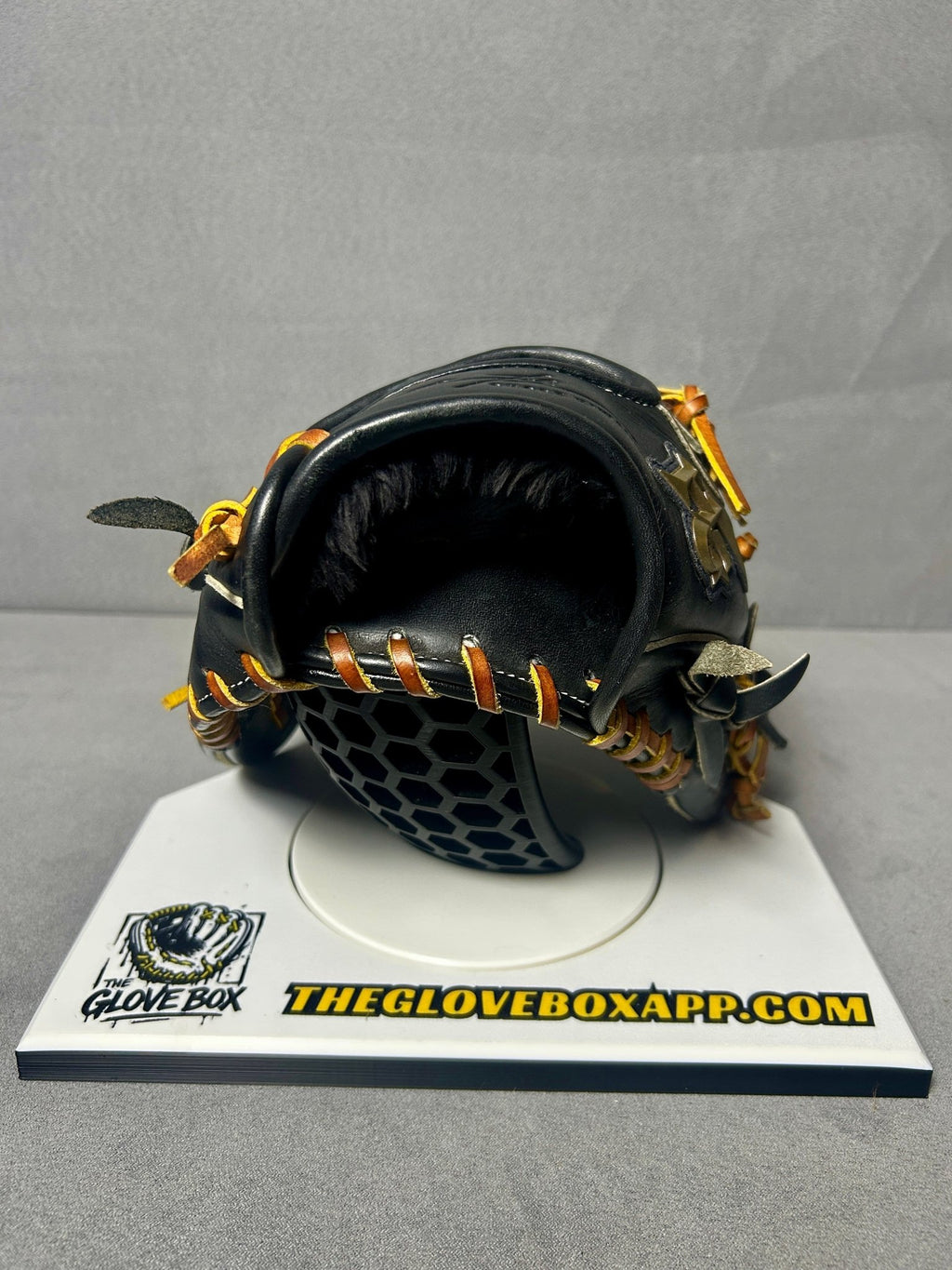 Hi-Gold OKG-2104 Infield Glove — Black | Pre-Owned, Never Used - The Glove Box