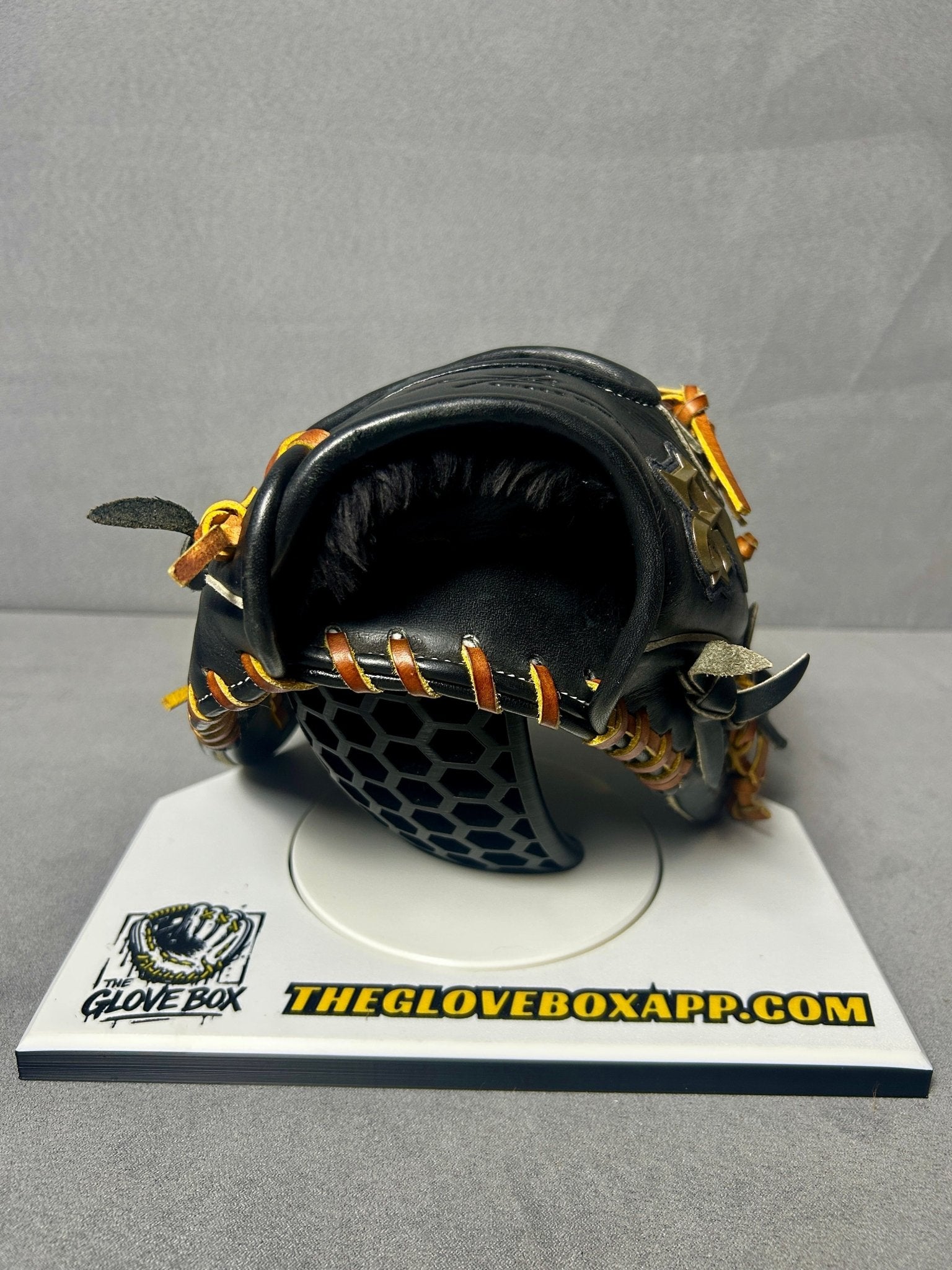 Hi-Gold OKG-2104 Infield Glove — Black | Pre-Owned, Never Used - The Glove Box