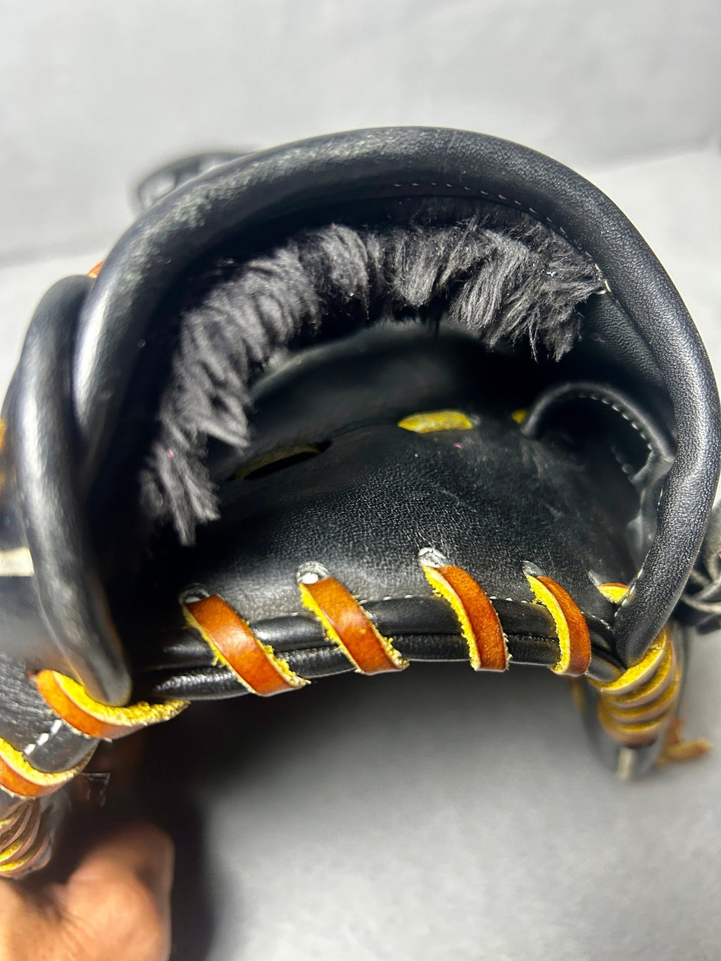 Hi-Gold OKG-2104 Infield Glove — Black | Pre-Owned, Never Used - The Glove Box