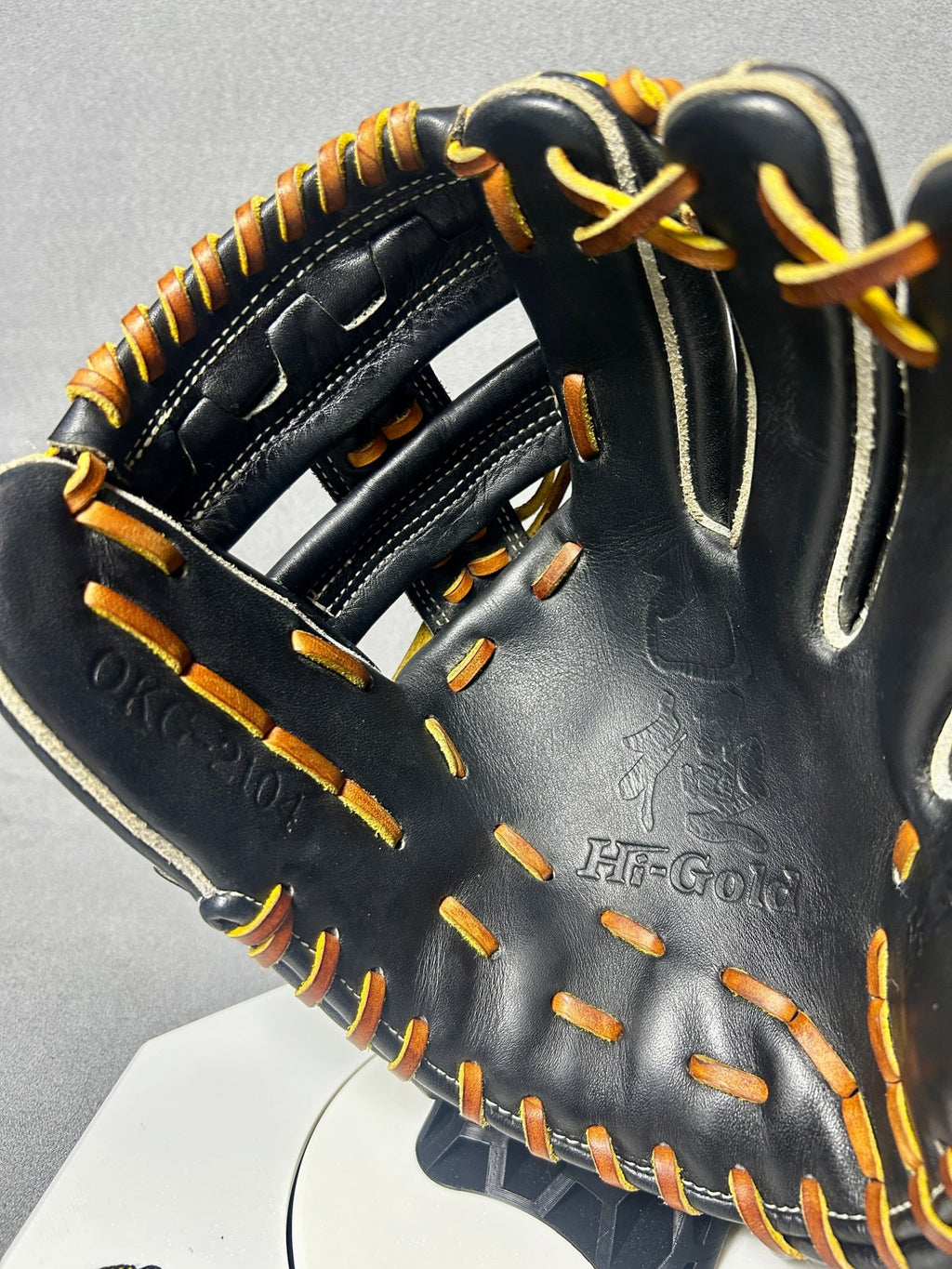 Hi-Gold OKG-2104 Infield Glove — Black | Pre-Owned, Never Used - The Glove Box