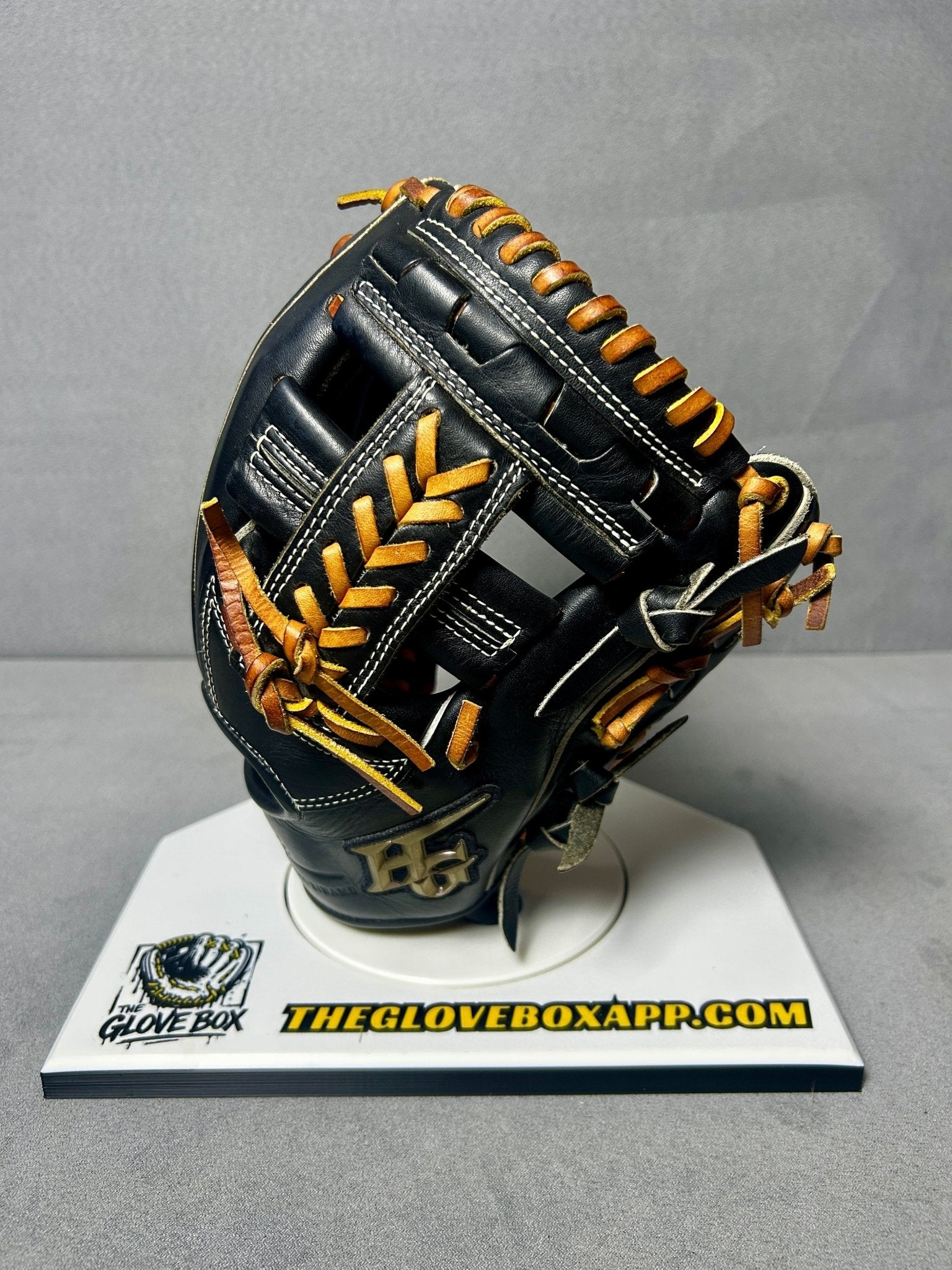 Hi-Gold OKG-2104 Infield Glove — Black | Pre-Owned, Never Used - The Glove Box