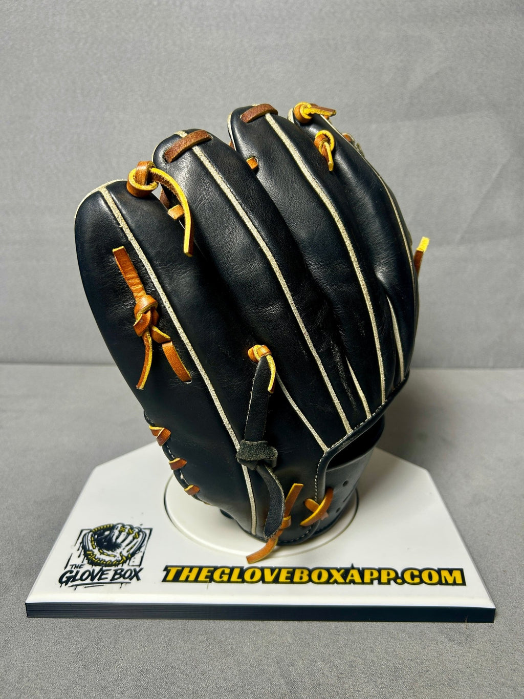 Hi-Gold OKG-2104 Infield Glove — Black | Pre-Owned, Never Used - The Glove Box