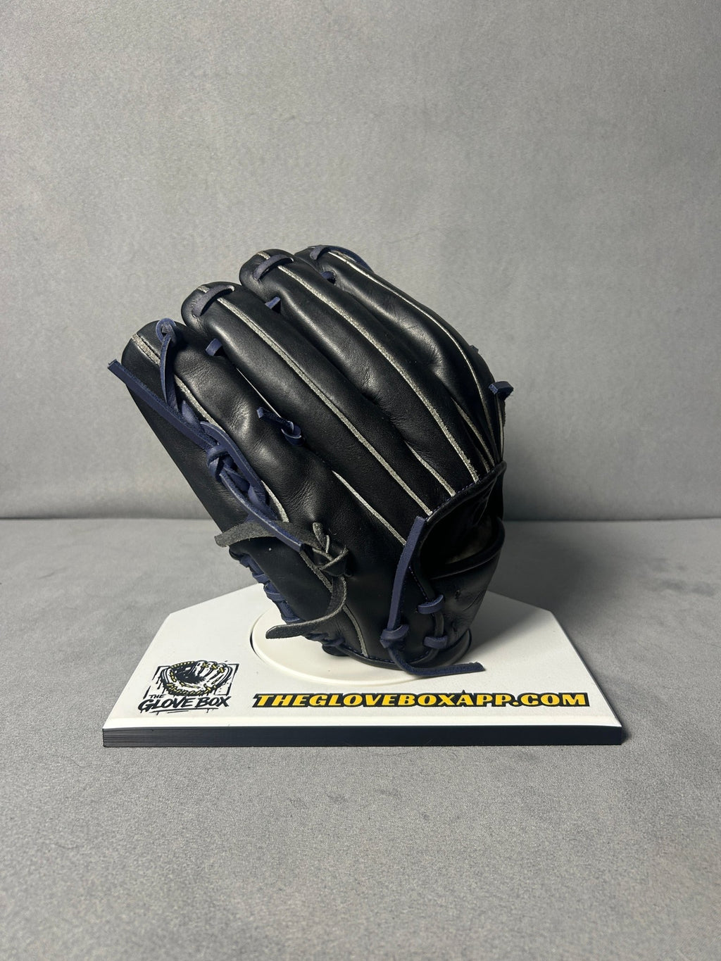 IP Select IP042 Infield Glove - The Glove Box