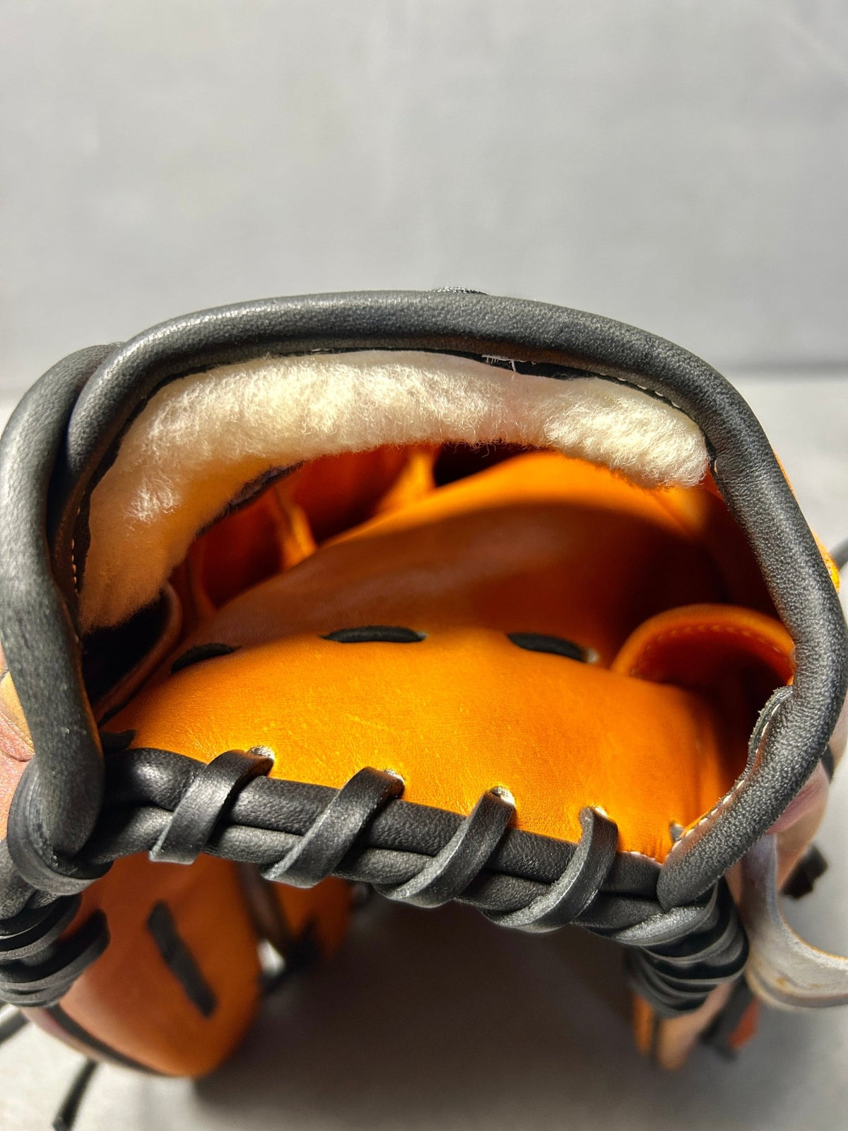 Juteru Wagyu Leather Outfield Glove | Made in Japan | RHT - The Glove Box