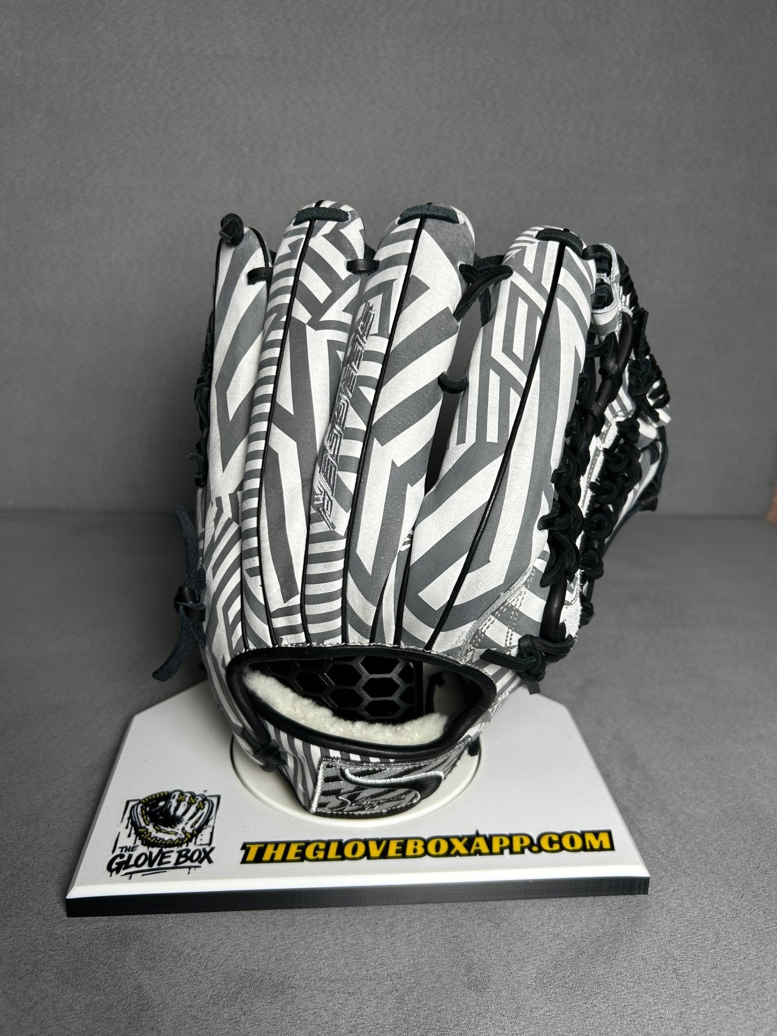 Kubota Slugger Allstars limited edition. Kubota Slugger As2023 - The Glove Box