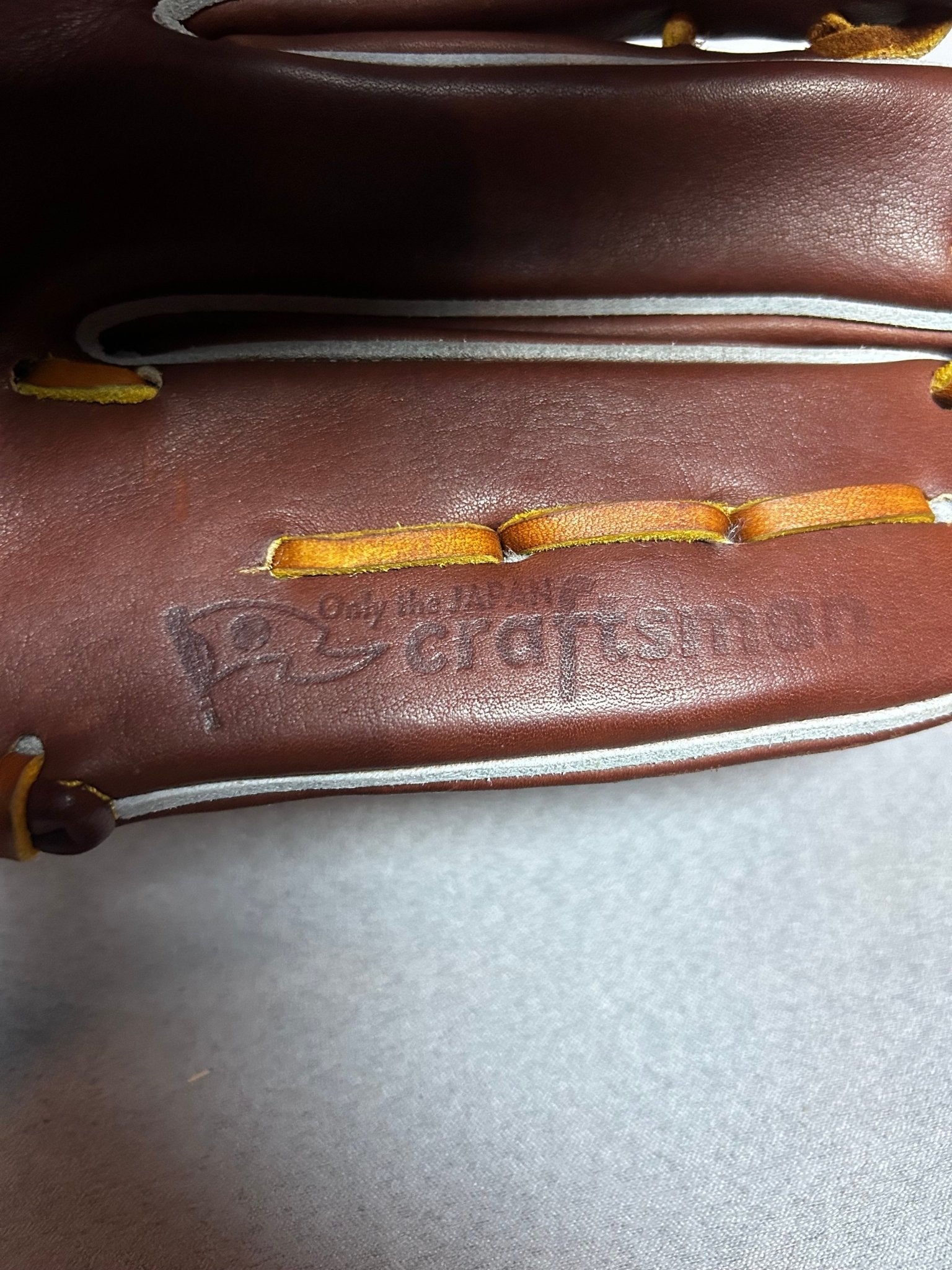 Made by Pro | NPB-Grade Outfielder's Glove — Hand-Built by a Former Japanese Pro Ball Craftsman | Extremely Rare - The Glove Box