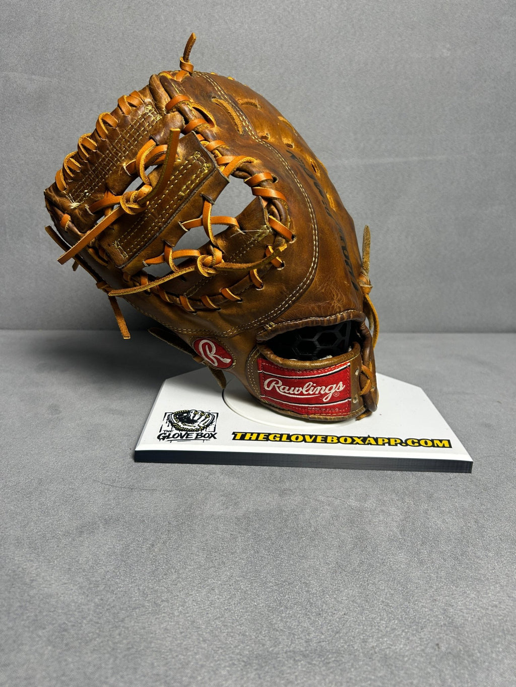 Old school Rawlings Pro SC1 first baseman’s mitt - The Glove Box
