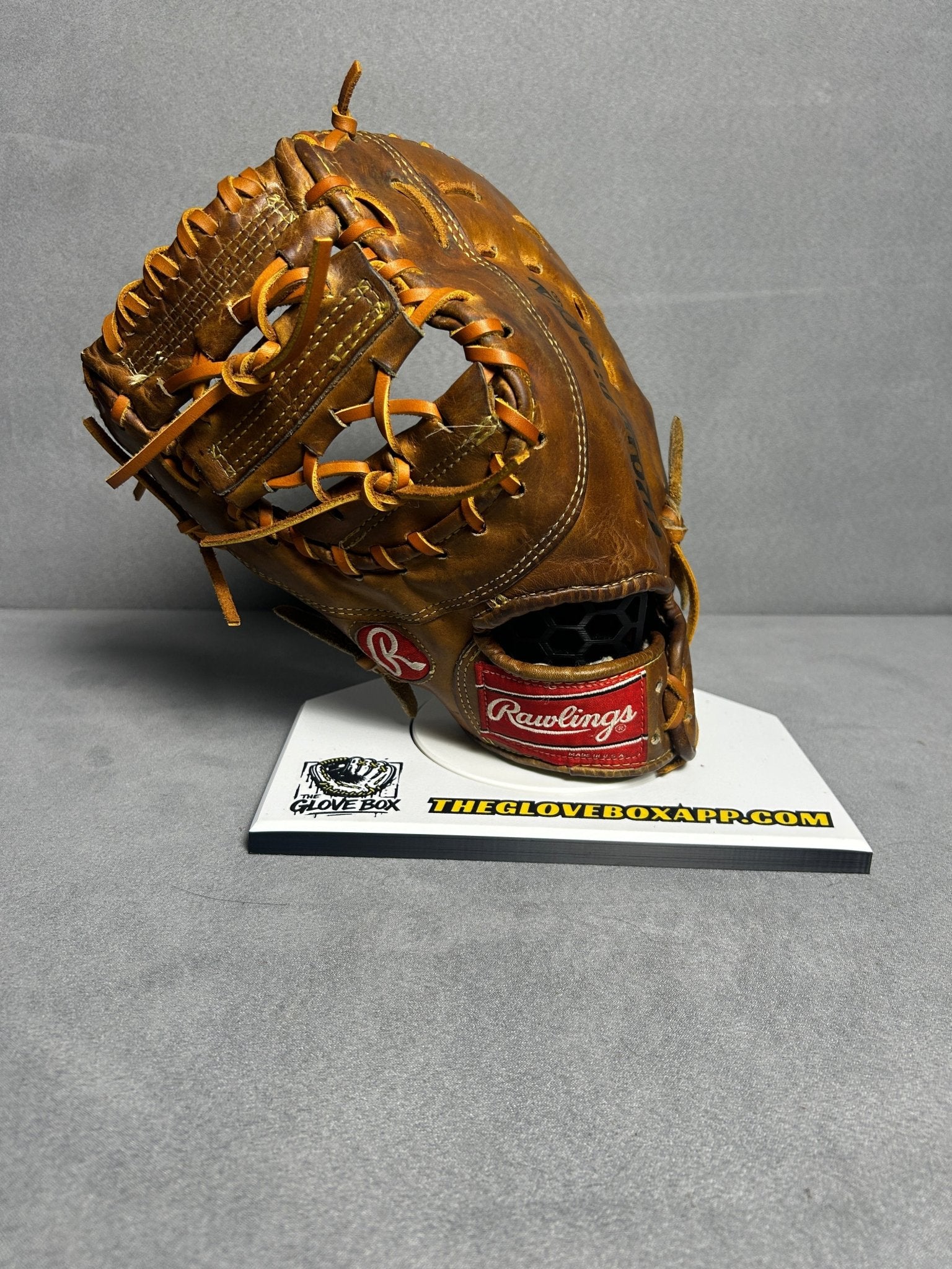 Old school Rawlings Pro SC1 first baseman’s mitt - The Glove Box