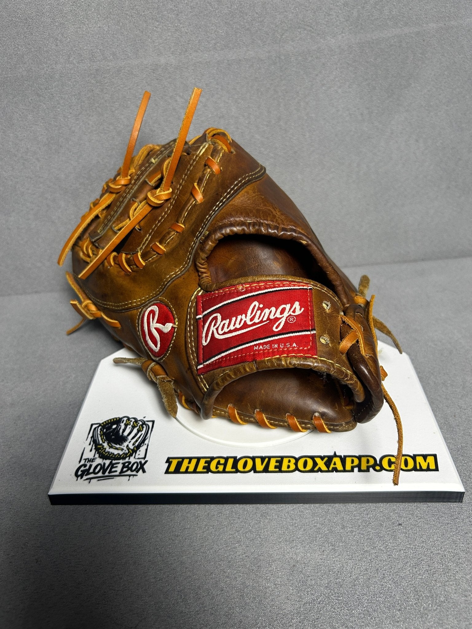 Old school Rawlings Pro SC1 first baseman’s mitt - The Glove Box