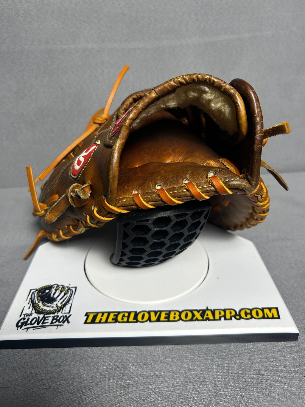 Old school Rawlings Pro SC1 first baseman’s mitt - The Glove Box