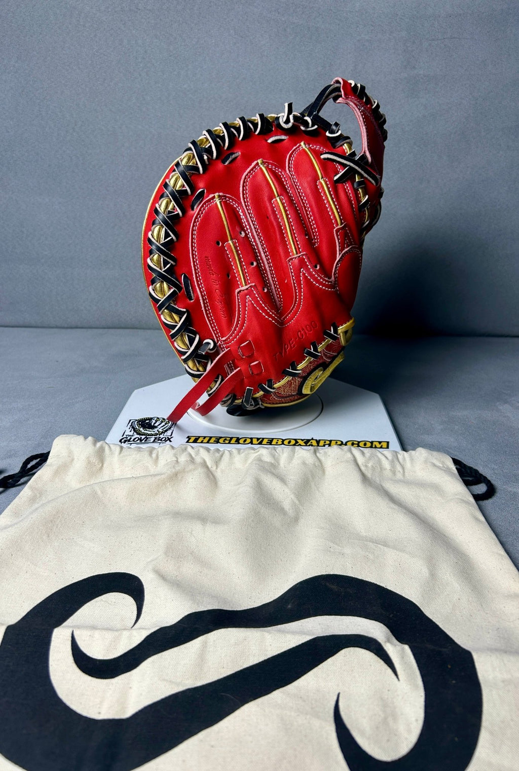 Produced by Sho "No Name" Catcher's Mitt | Model C-100 | 33" | Handmade in Japan - The Glove Box