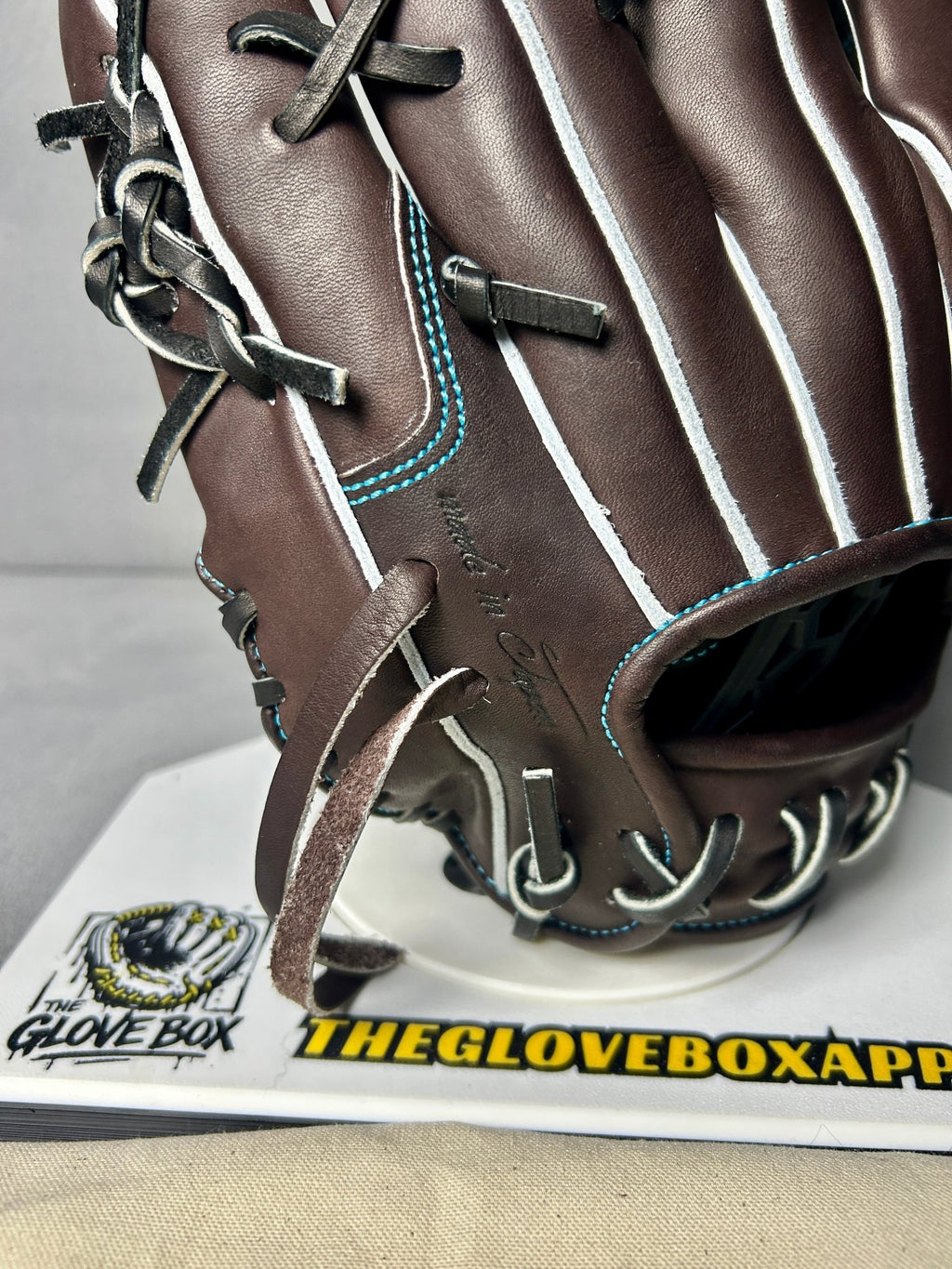 Produced Sho "No Name" Infielder's Glove | I-100 | 11.25"-11.5" | RHT | Limited | Handmade in Japan - The Glove Box