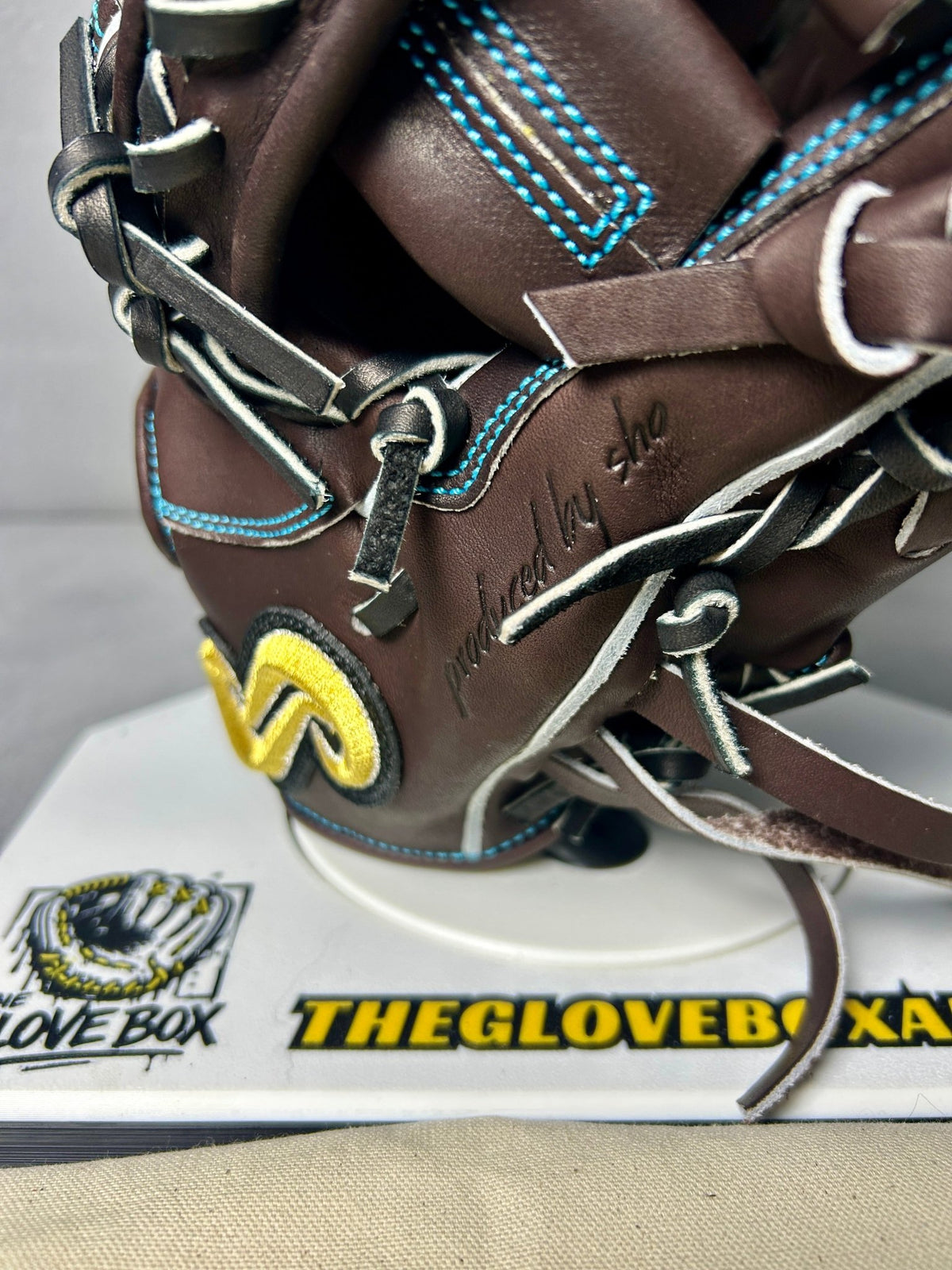 Produced Sho "No Name" Infielder's Glove | I-100 | 11.25"-11.5" | RHT | Limited | Handmade in Japan - The Glove Box