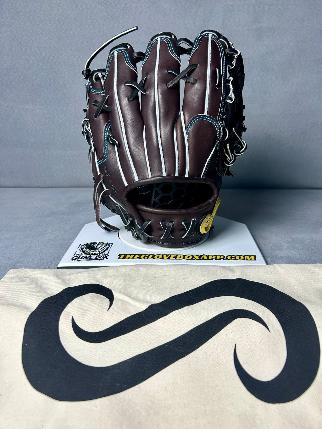 Produced Sho "No Name" Infielder's Glove | I-100 | 11.25"-11.5" | RHT | Limited | Handmade in Japan - The Glove Box