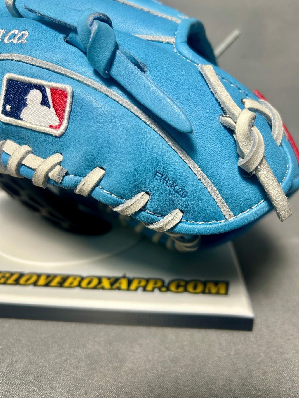 Rawlings Heart of the Hide PROTT2-1 Infielder's Glove | 11.5" | RHT | Blue | Pre-Owned Excellent - The Glove Box