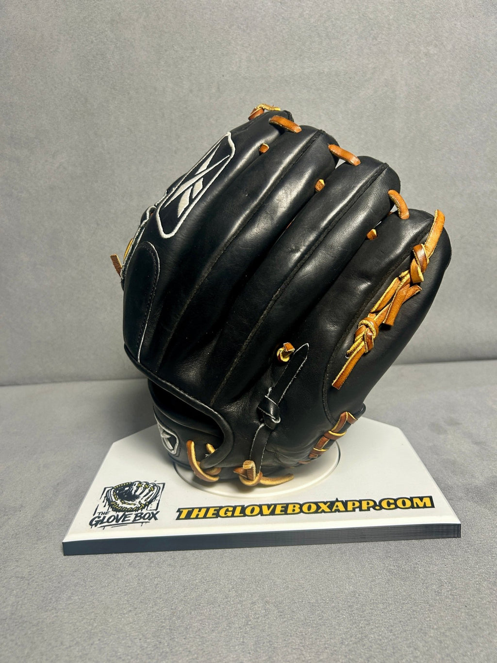 Reebok VR6000 OTR Series Baseball Glove 12" LHT - The Glove Box