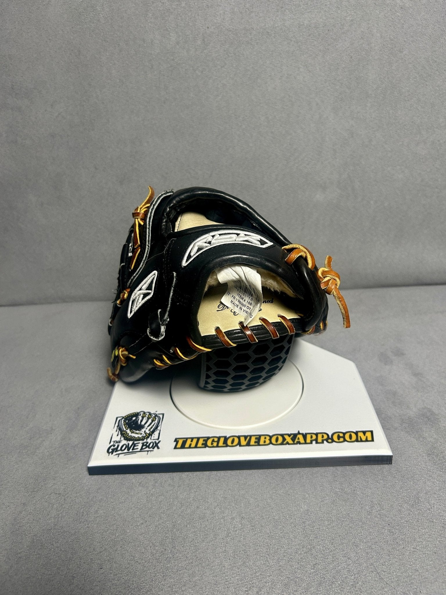 Reebok VR6000 OTR Series Baseball Glove 12" LHT - The Glove Box