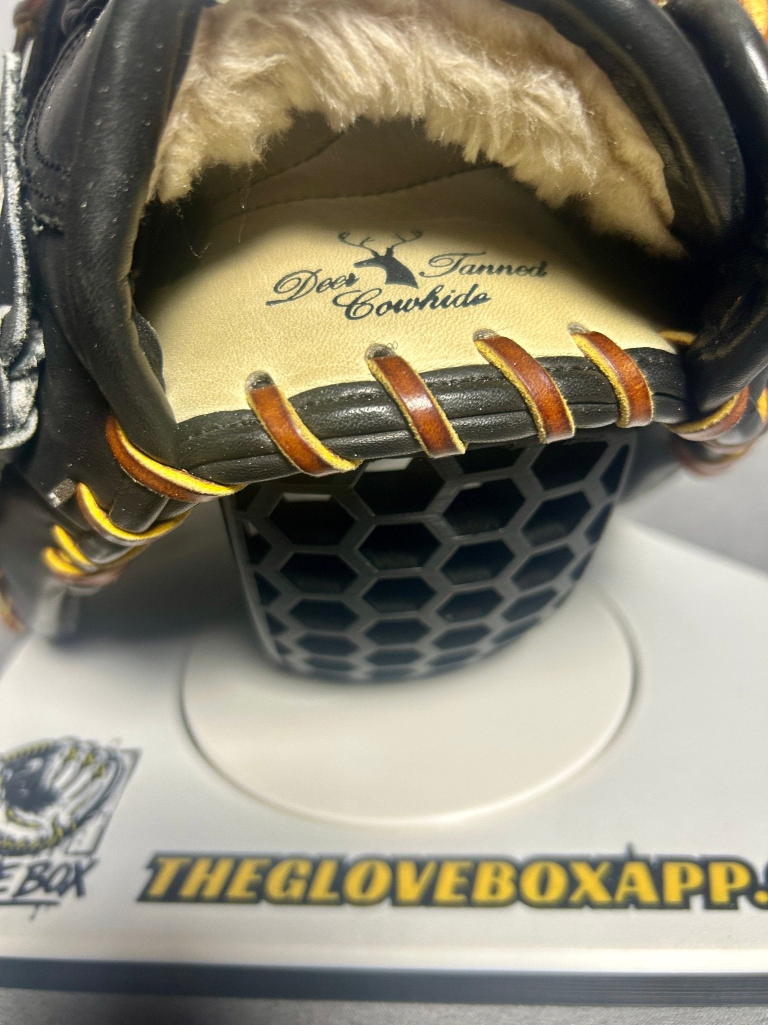 Reebok VR6000 OTR Series Baseball Glove 12" LHT - The Glove Box
