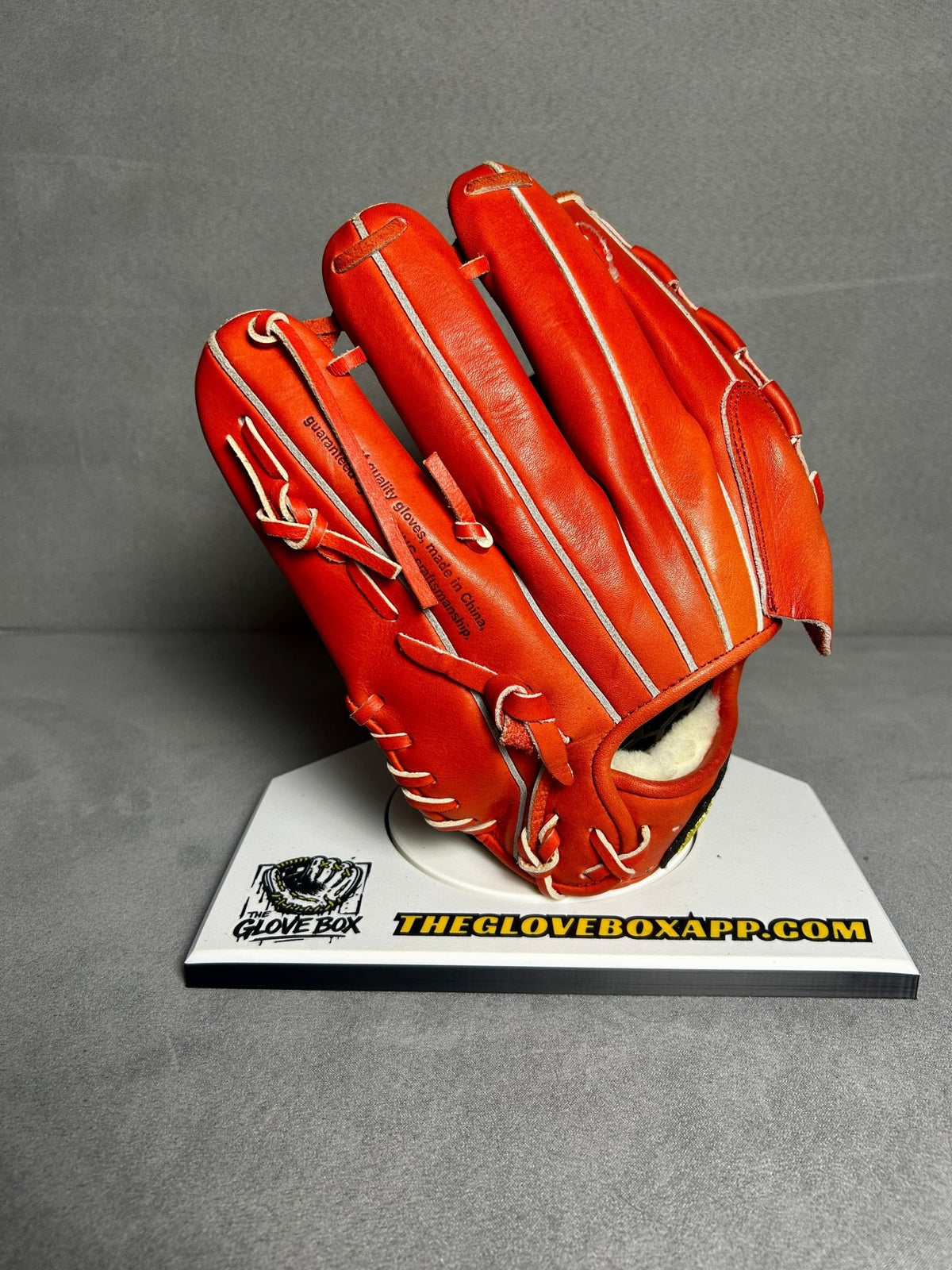 Spalding Pro Select SPGK-31 Pitcher / Infield Glove | Red | RHT - The Glove Box
